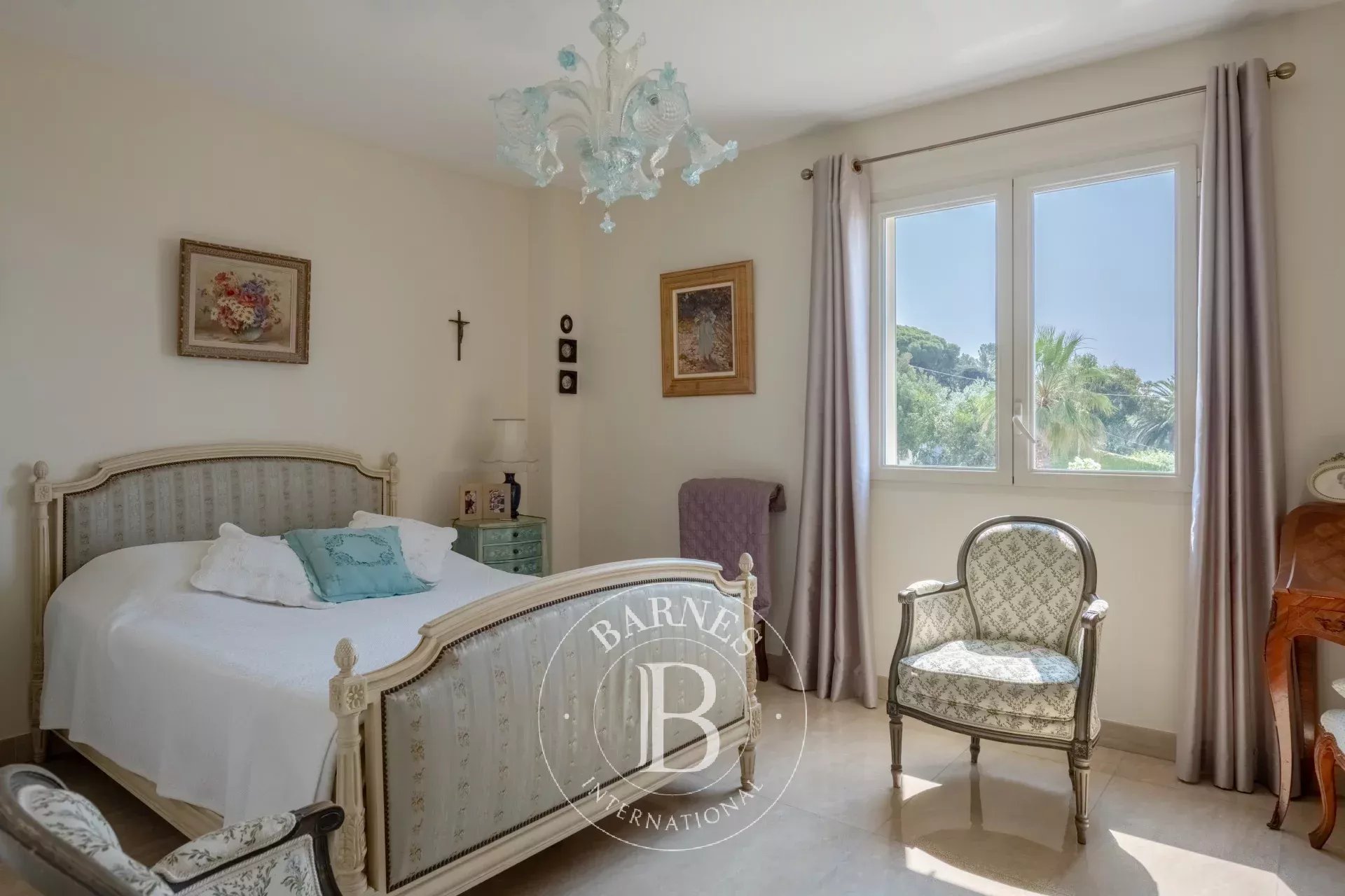 Daire Toulon - picture 5