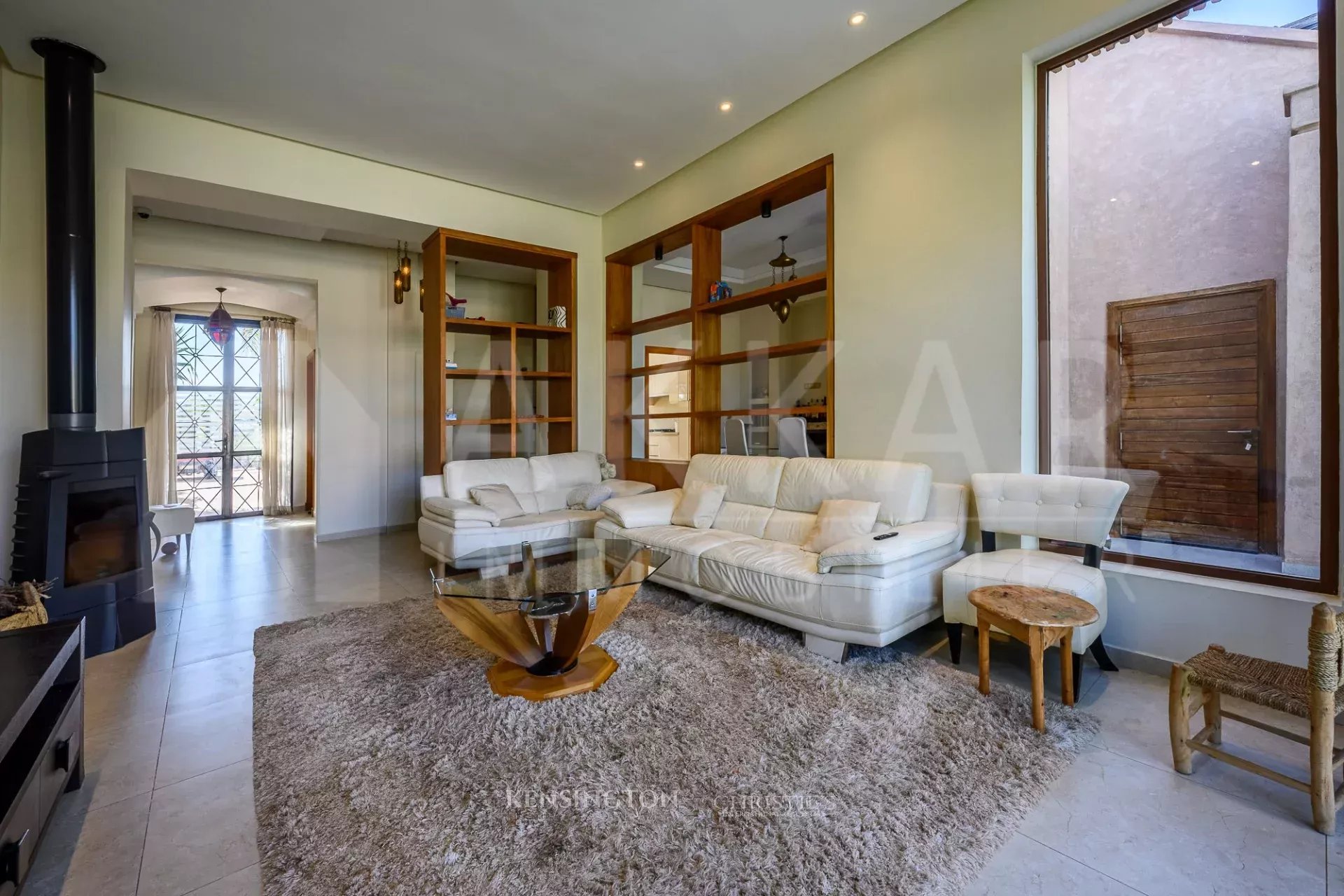 6 Bedroom Villa/Townhouse's Image 5