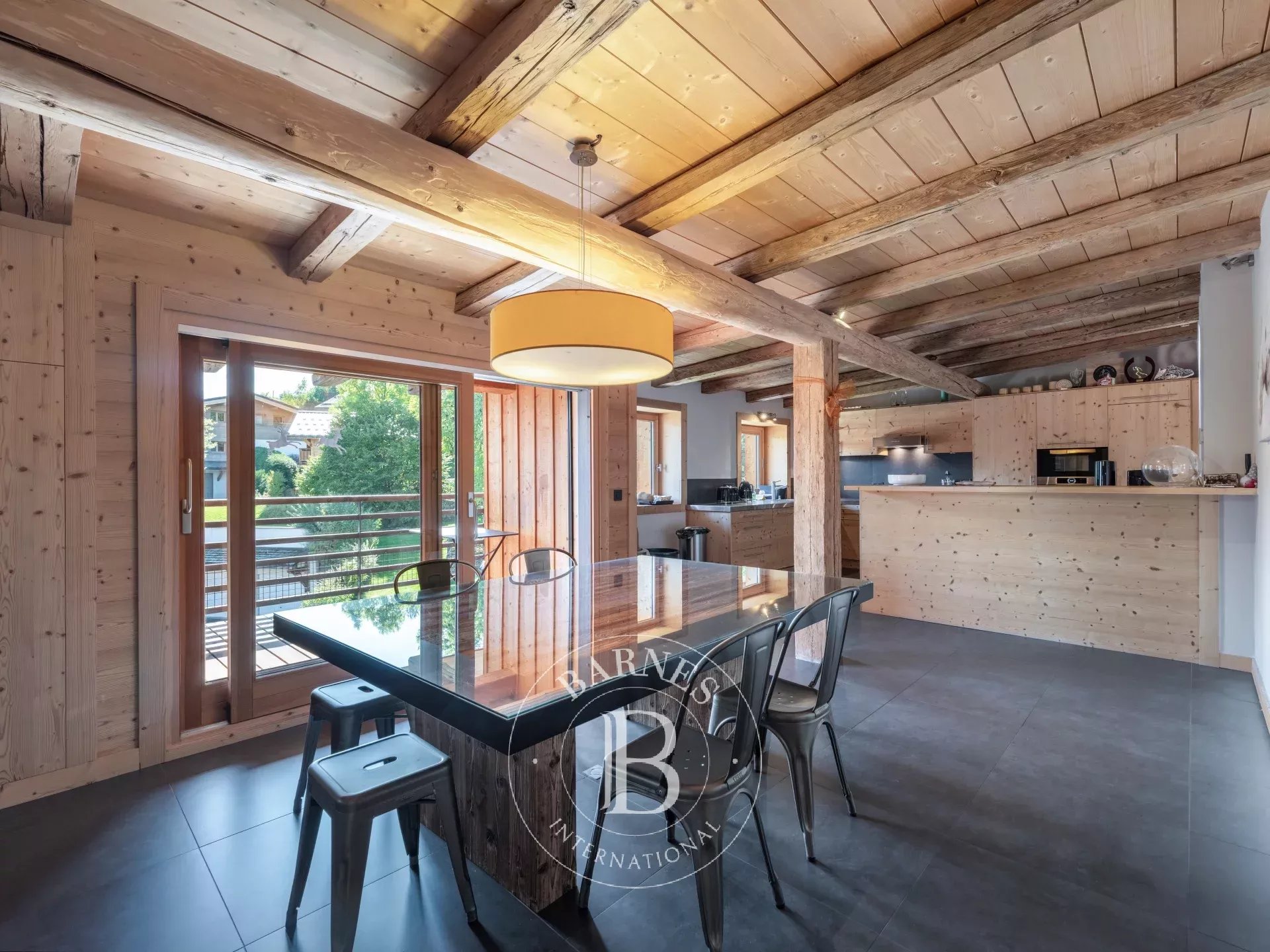 Daire Combloux - picture 4