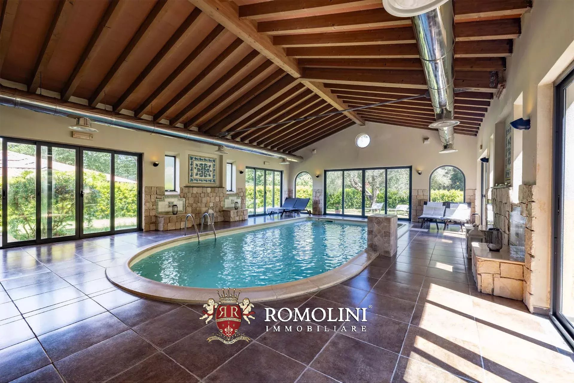 44 Bedroom Villa/Townhouse's Image 55