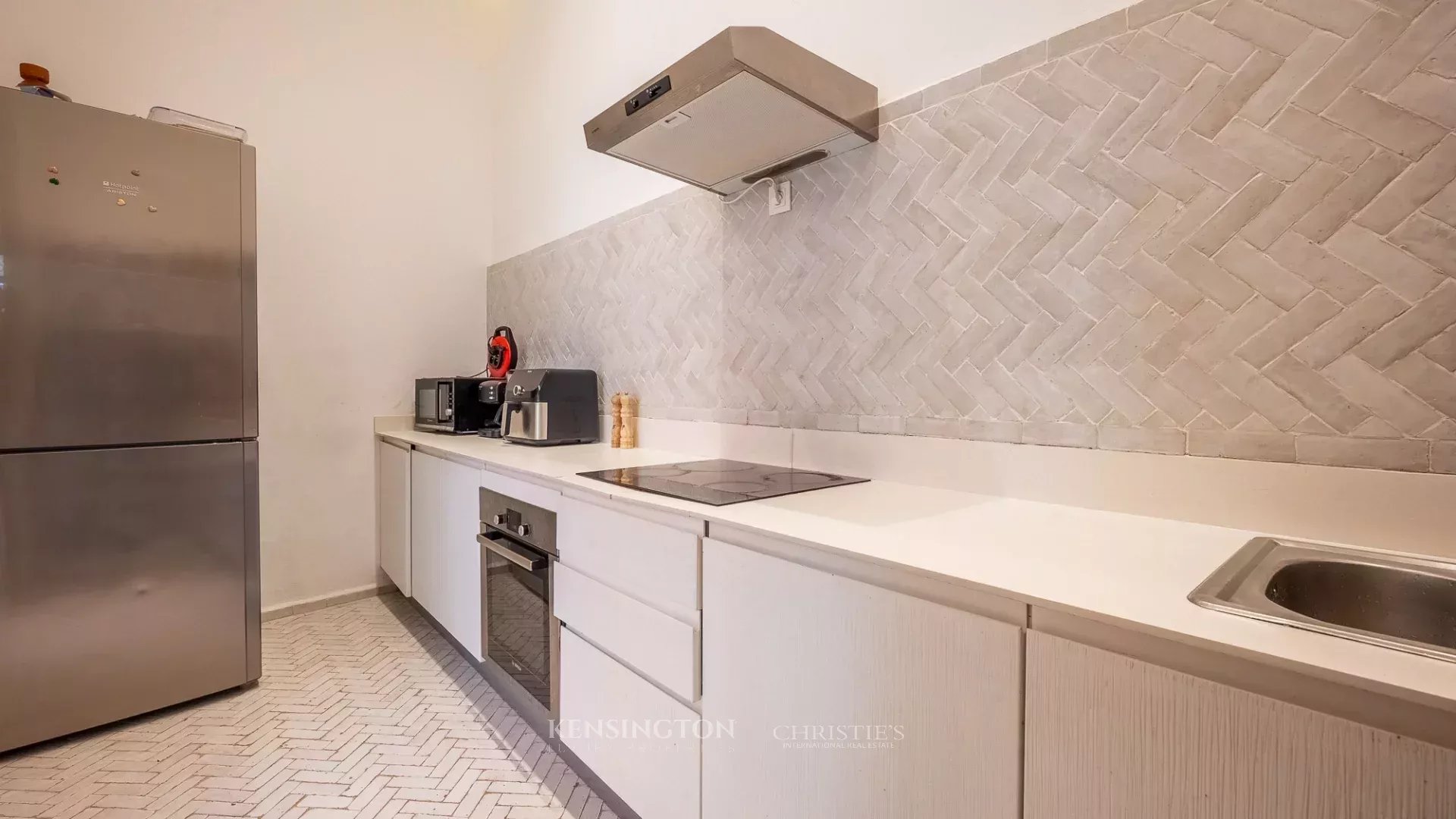 4 Bedroom Villa/Townhouse's Image 5