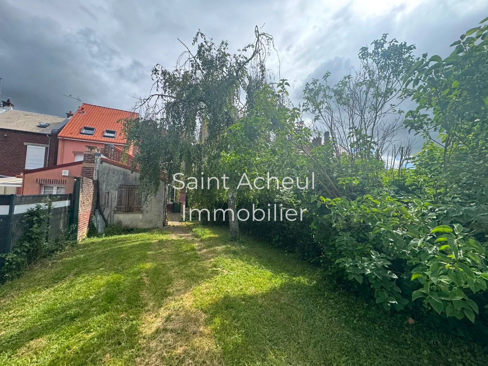 Quartier Saint Acheul / Maison avec double garage et jardin — photo 5