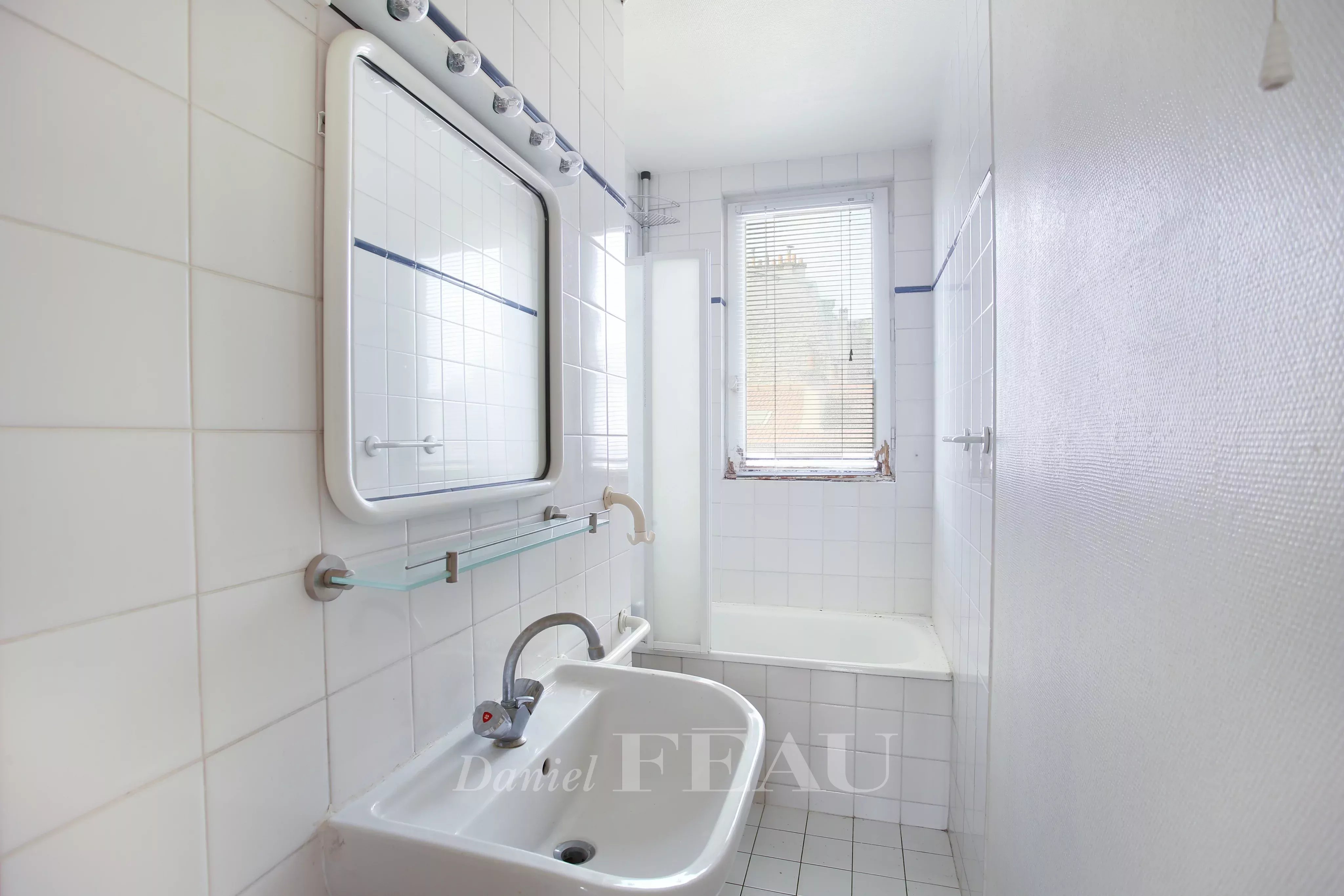 Sale Apartment Paris 7th
