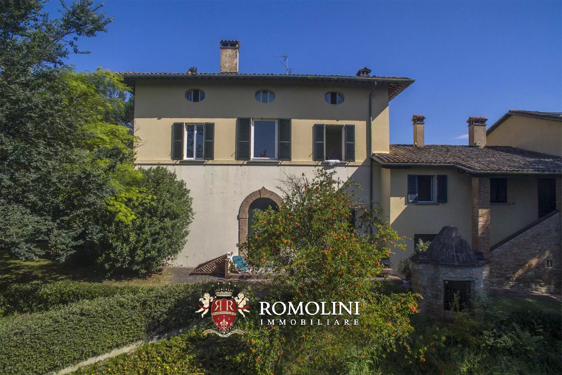10 Bedroom Villa/Townhouse's Image 4