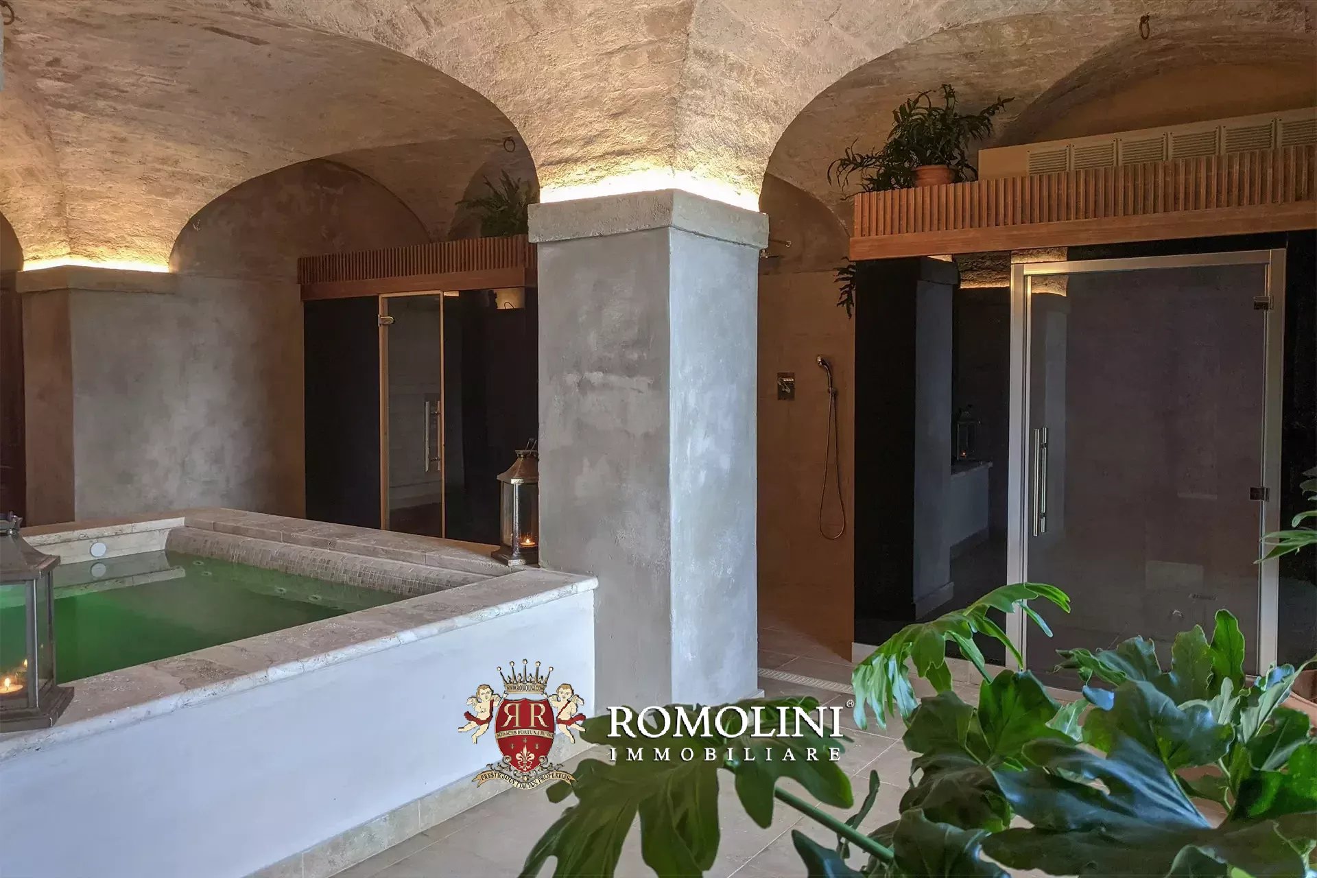 10 Bedroom Villa/Townhouse's Image 82