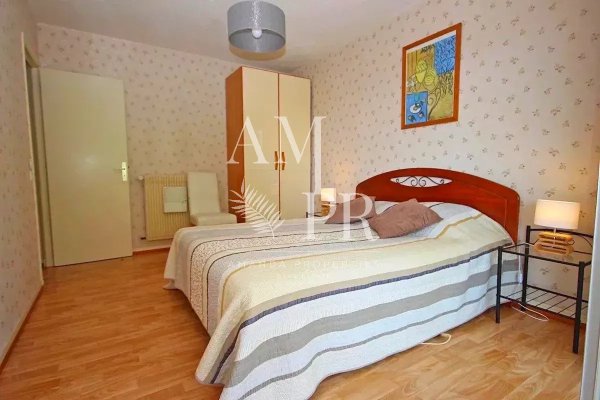 Elegant Family Apartment with Terrace in Cannes Basse Californie — photo 7