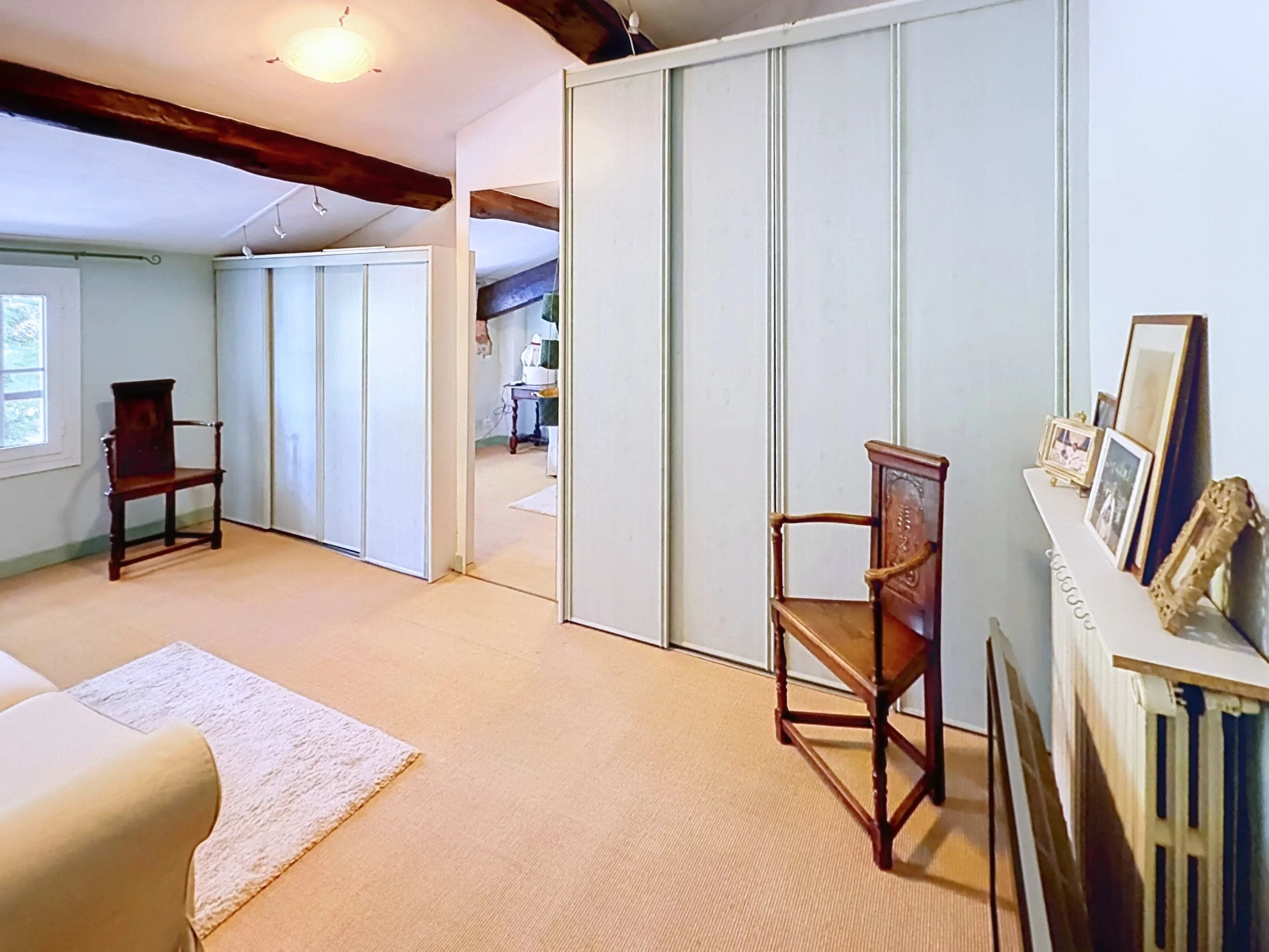 Exceptional property with 19th-century mill, detached villa, 2 pools on 1.6 hectares