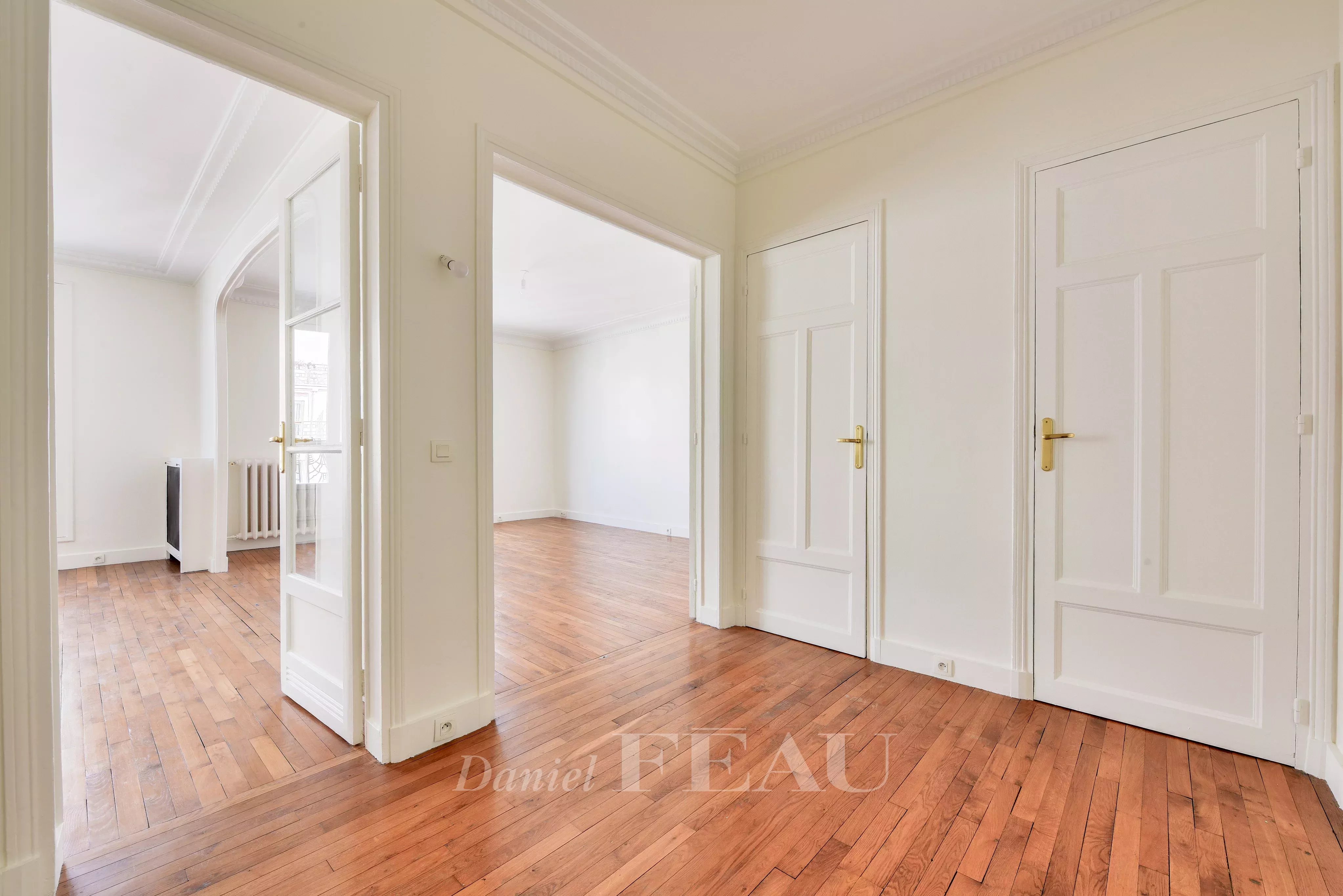 Rental Apartment Paris 17th