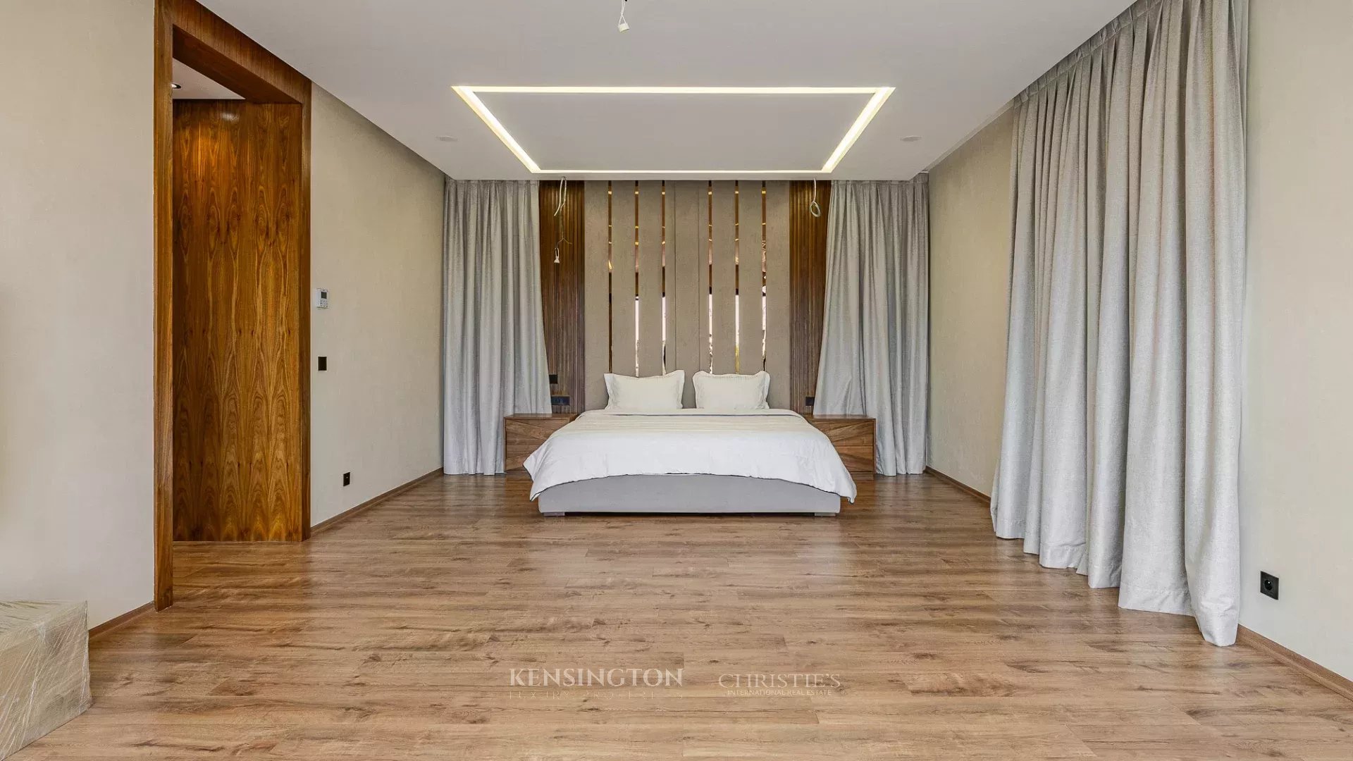 5 Bedroom Villa/Townhouse's Image 28