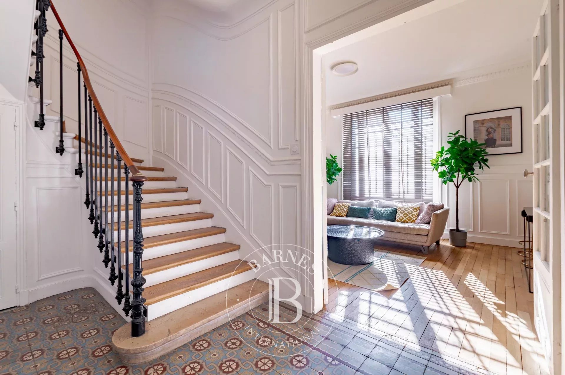 Paris  - House 6 Bedrooms - picture 11