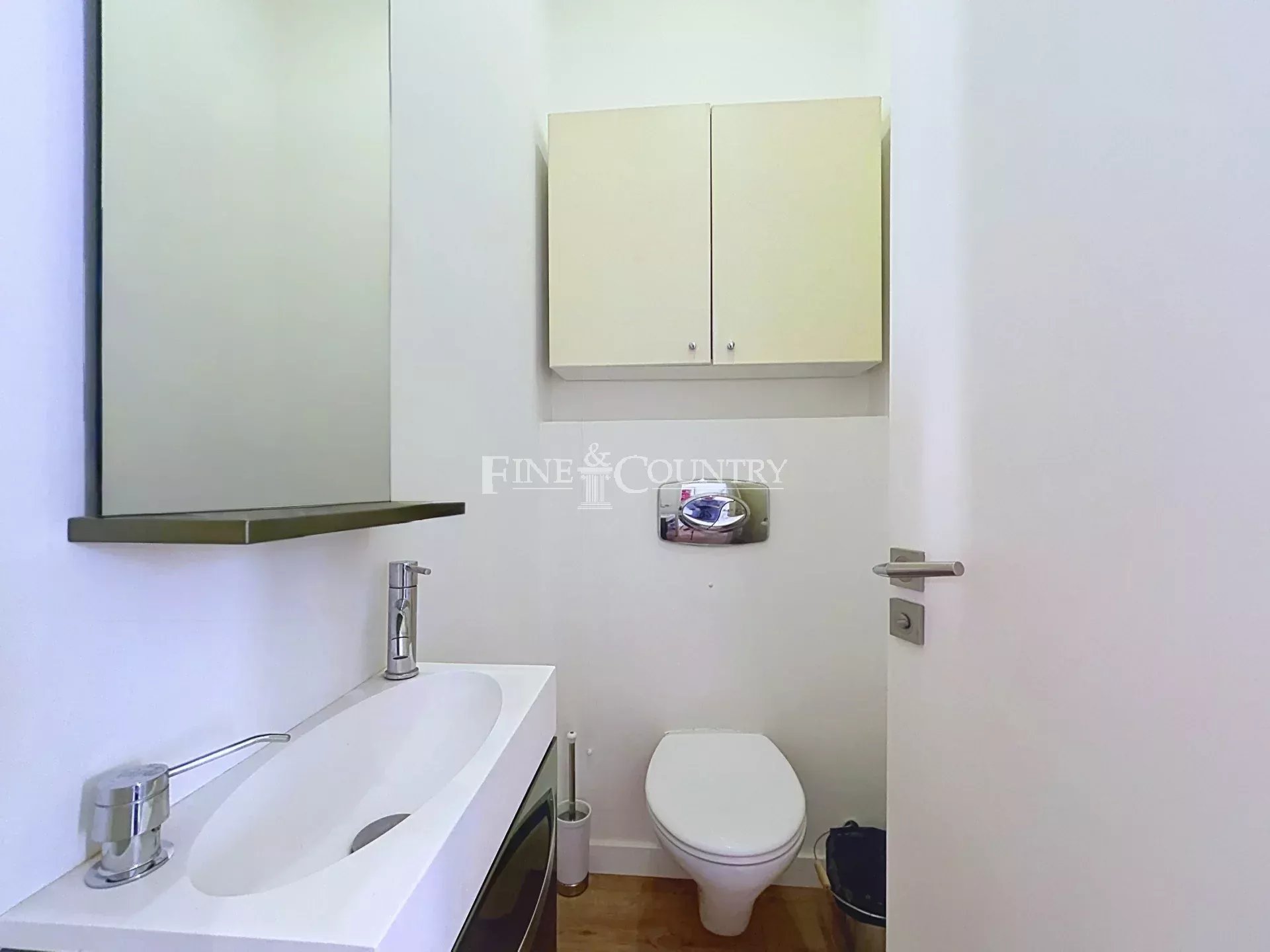 Photo of Appartment 3 bedrooms for sale in Cannes Banane