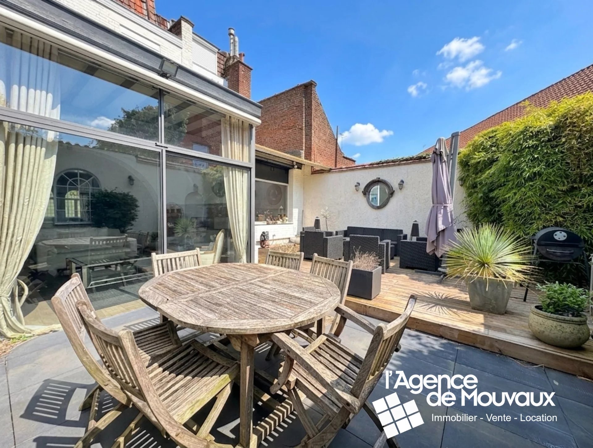 Agence immobilière de 