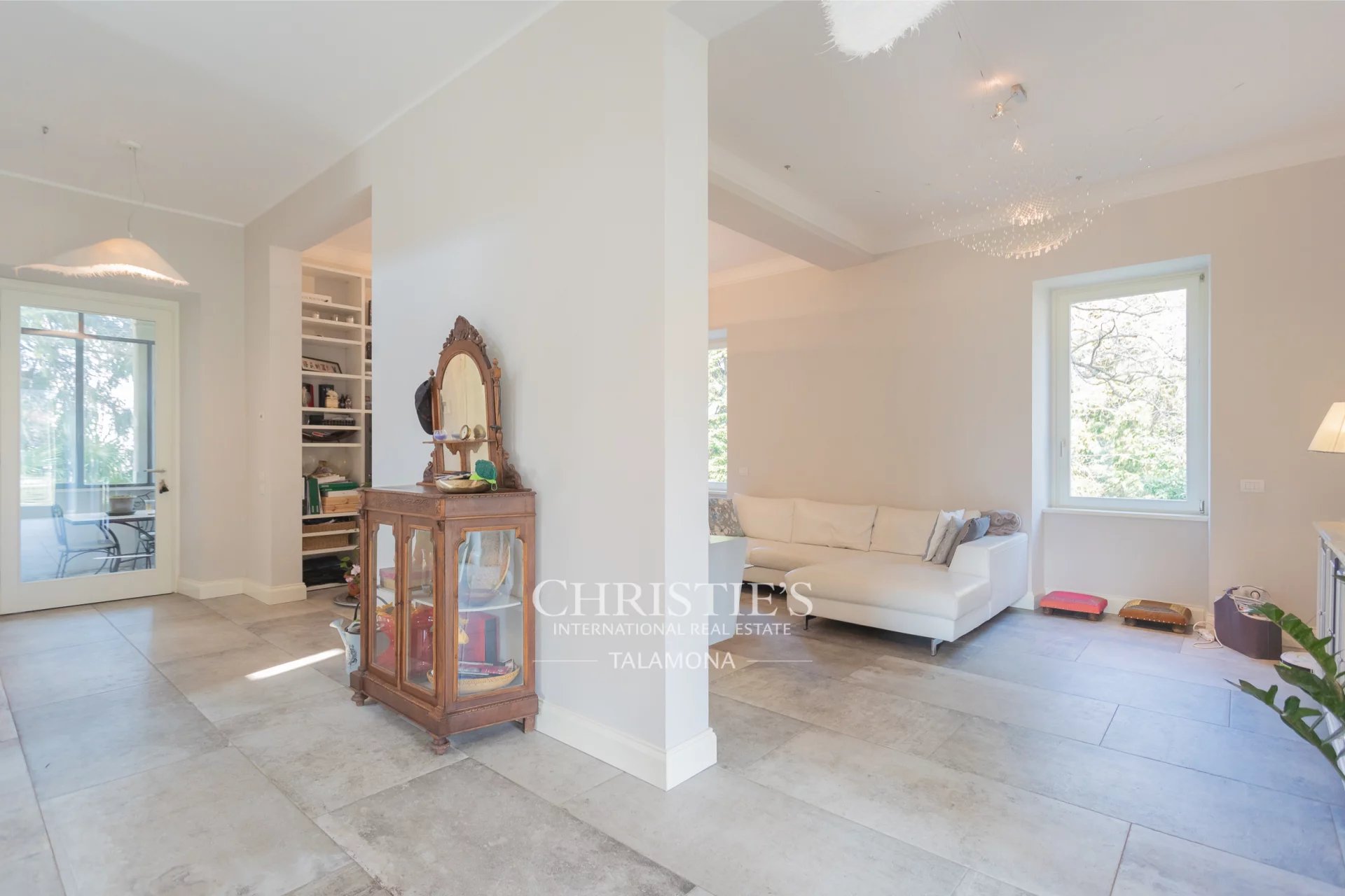 3 Bedroom Villa/Townhouse's Image 46