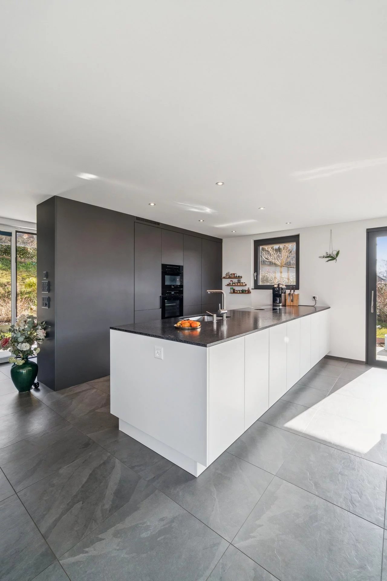 Modern elegance with a stunning lake view