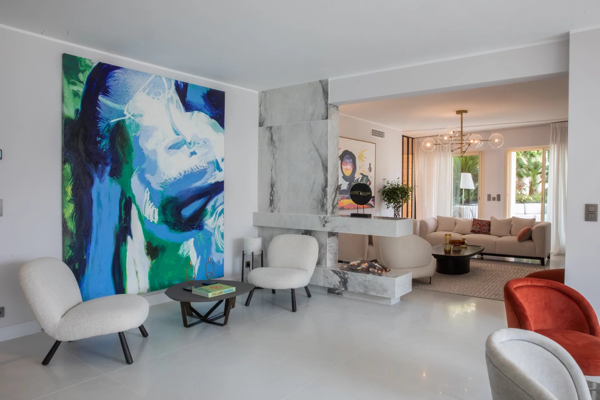 Penthouse luxuriously renovated and furnished in a high end residence