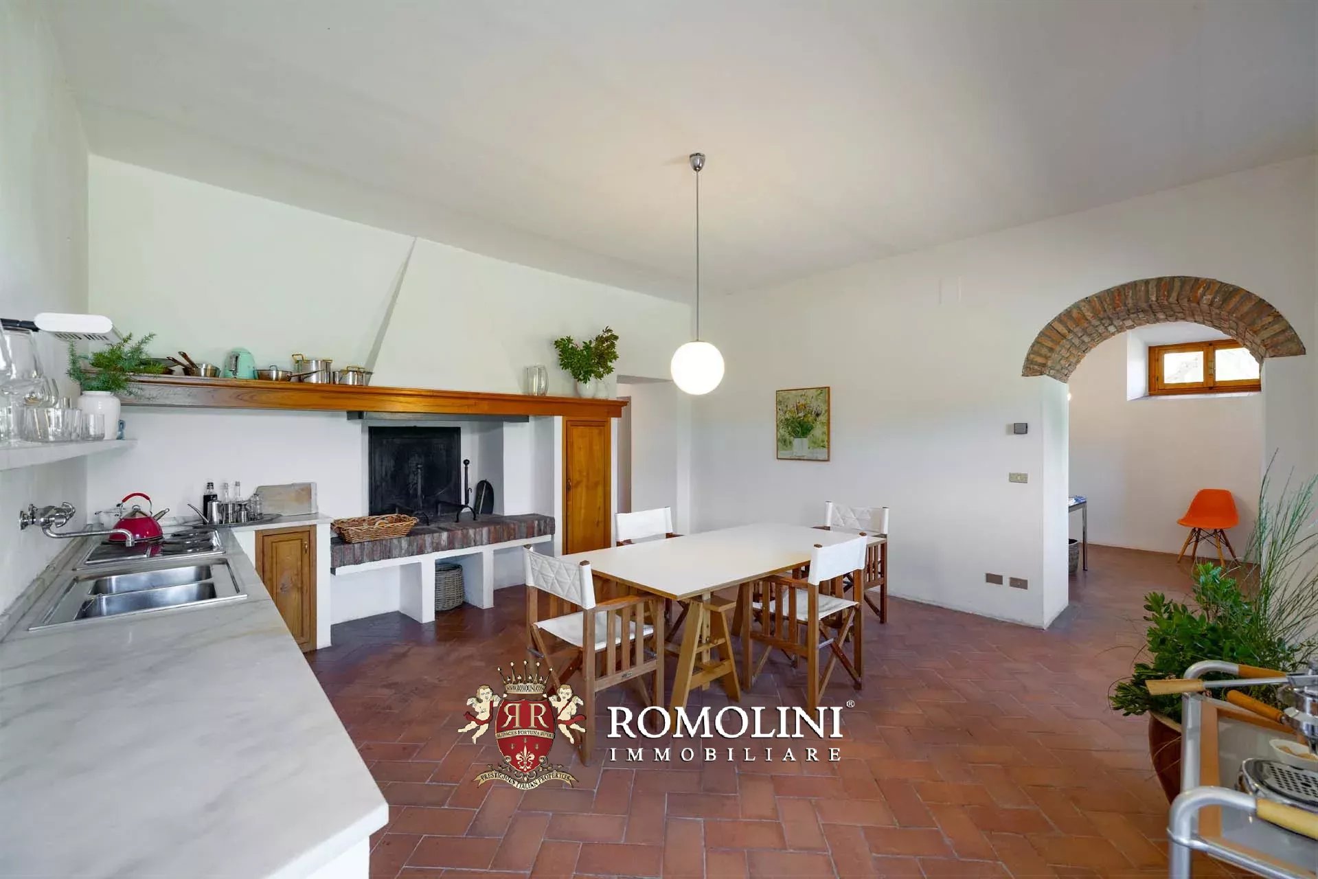 5 Bedroom Villa/Townhouse's Image 38