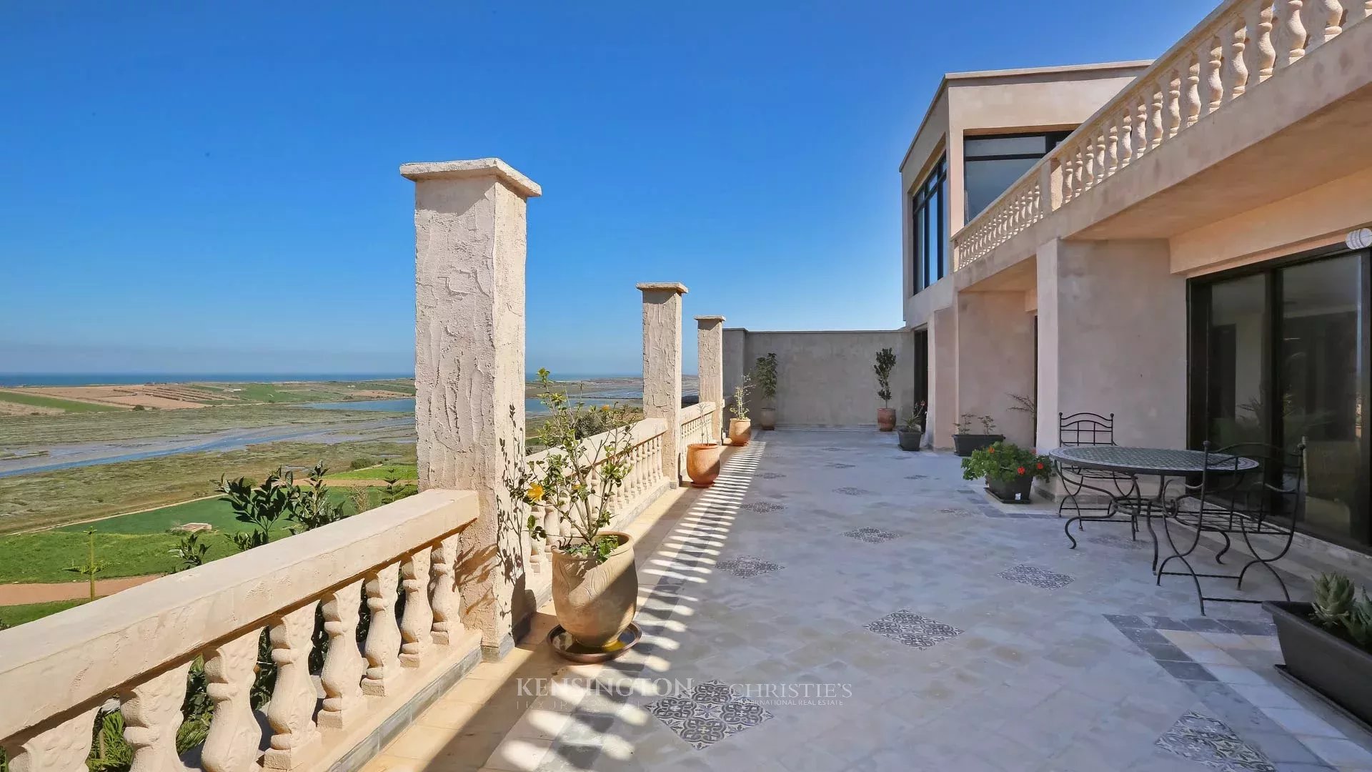 6 Bedroom Villa/Townhouse's Image 10