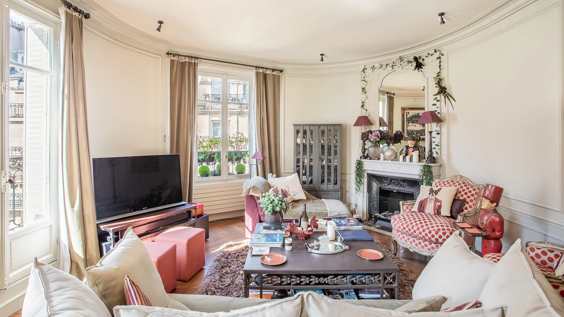 Paris 17e - SERGENT HOFF