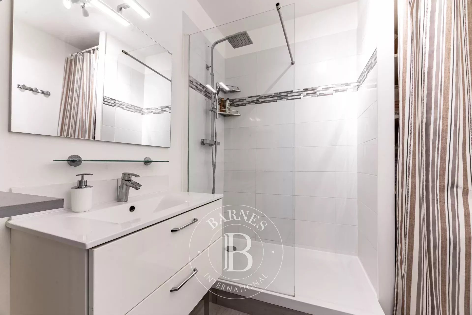 Daire Paris 17ème - picture 8