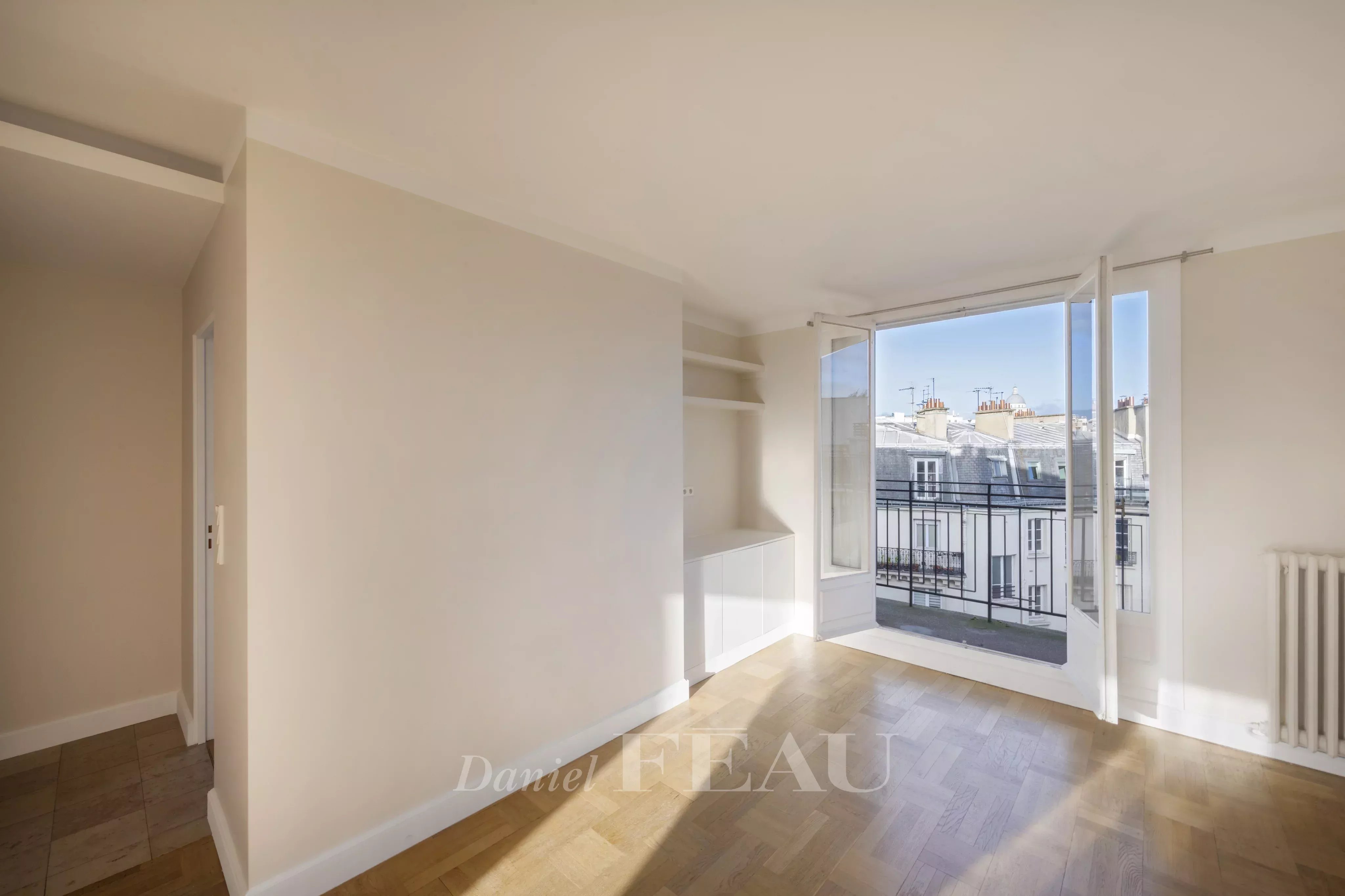 Sale Apartment Paris 5th