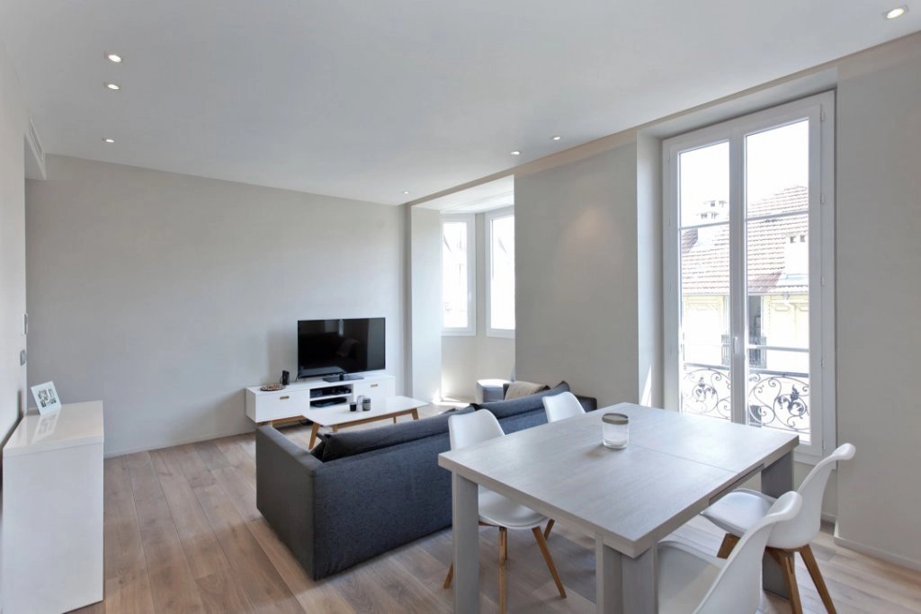 Nice Carré d’or - 3 Pièces DERNIER ETAGE - 475 000 Euros