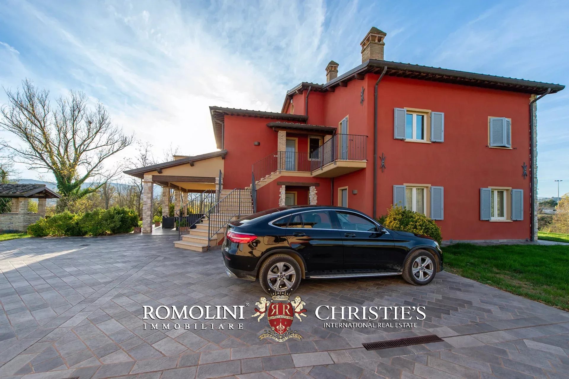 10 Bedroom Villa/Townhouse's Image 17