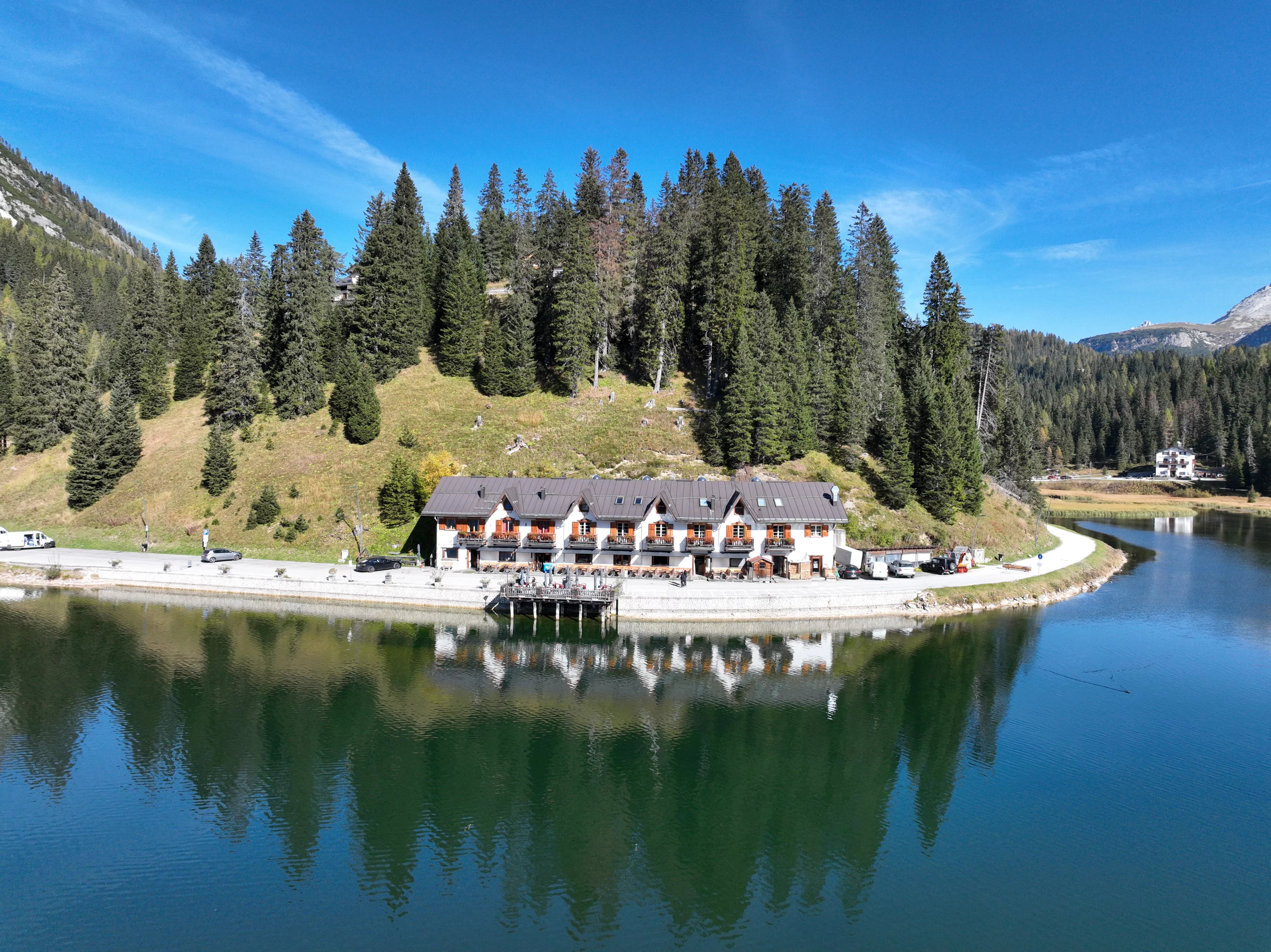 Hôtel Auronzo di Cadore  -  ref 86895047 (picture 2)