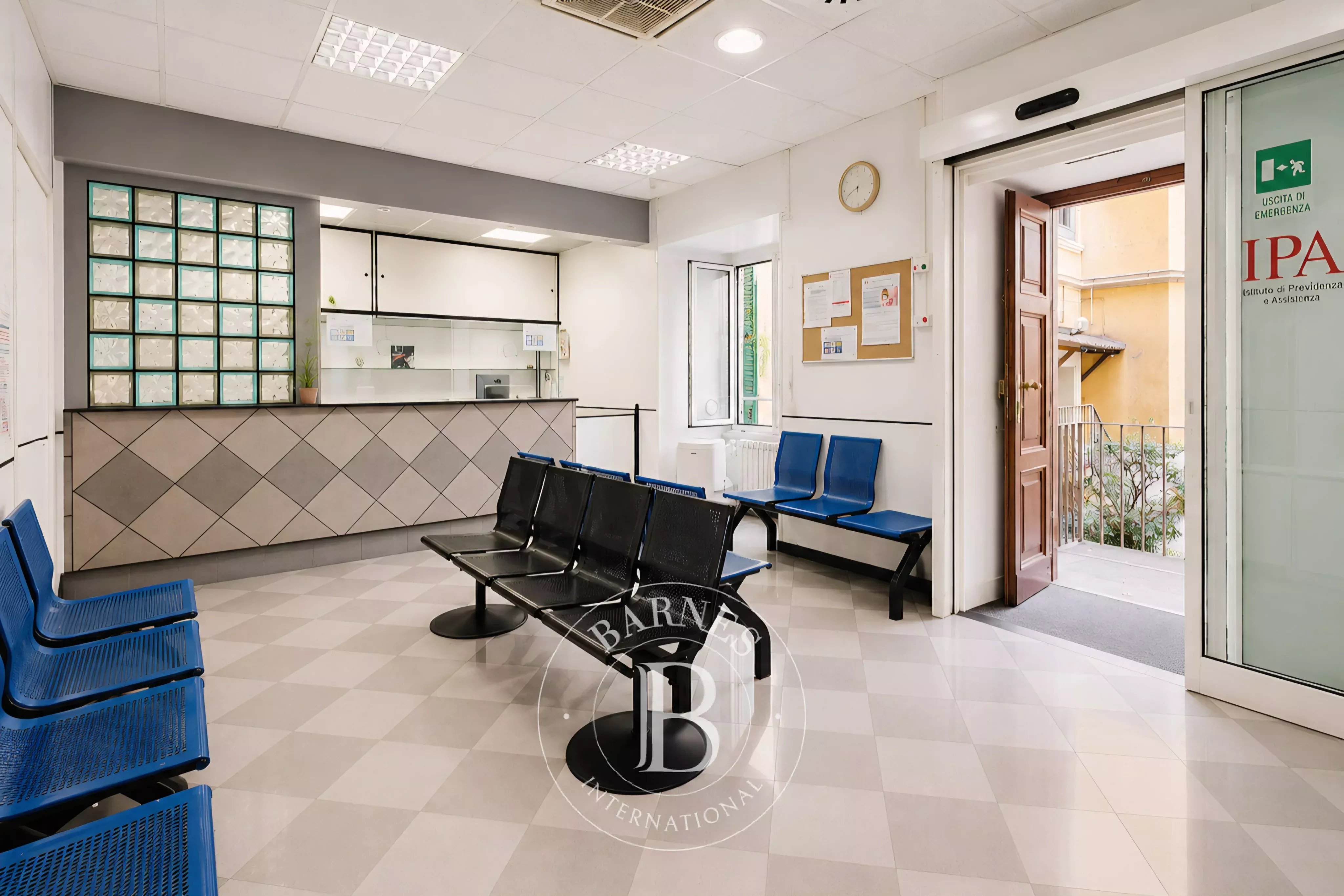 Roma  - Bureaux 13 Pi&egrave;ces - picture 10