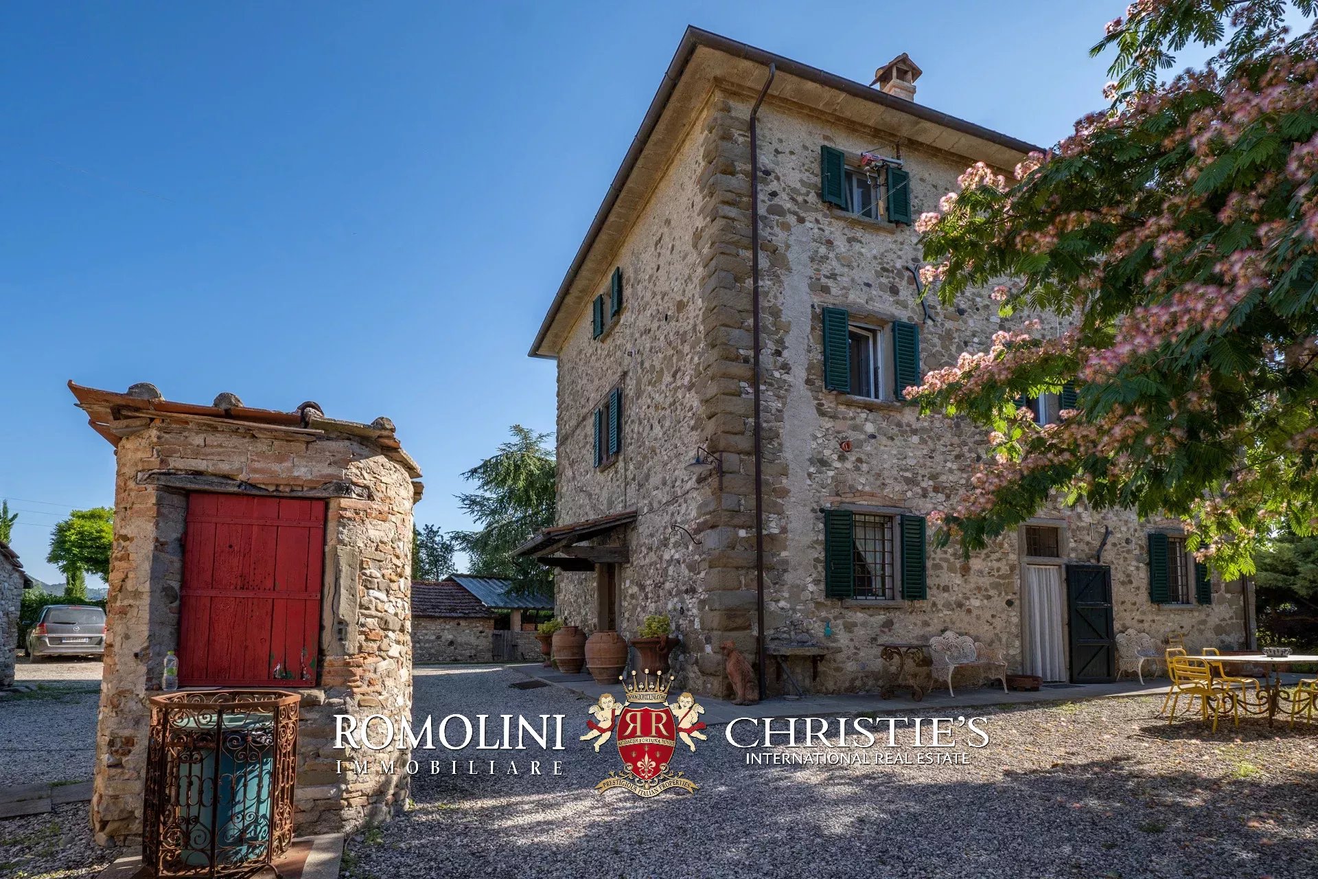 7 Bedroom Villa/Townhouse's Image 18