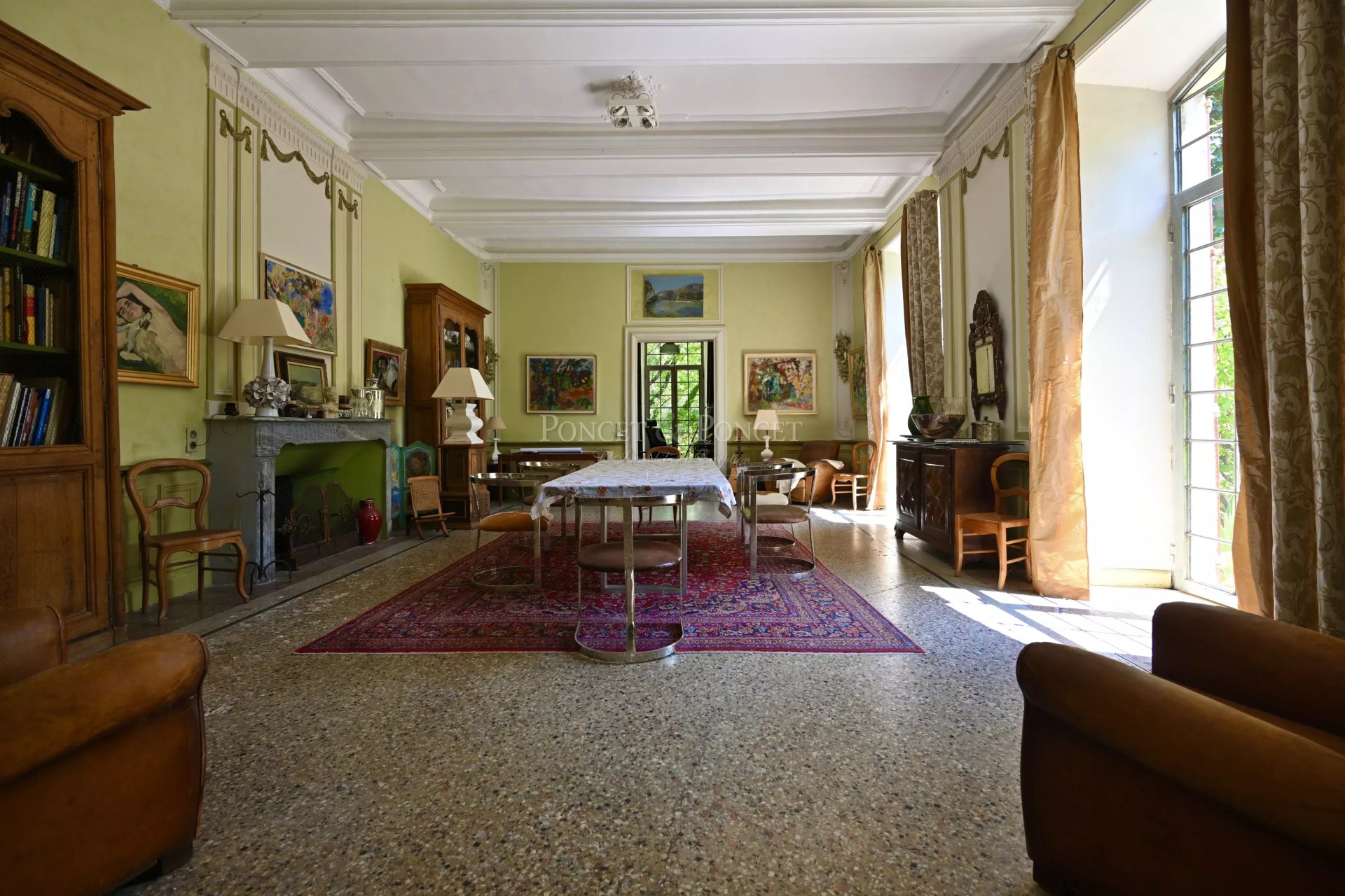 7 Bedroom Chateau's Image 12