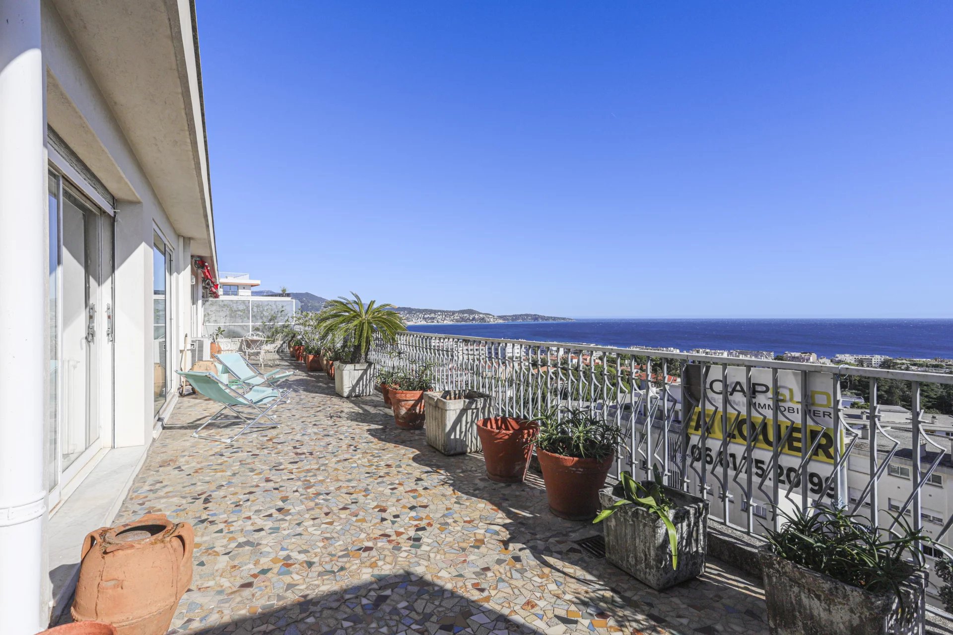 Agence immobilière de 