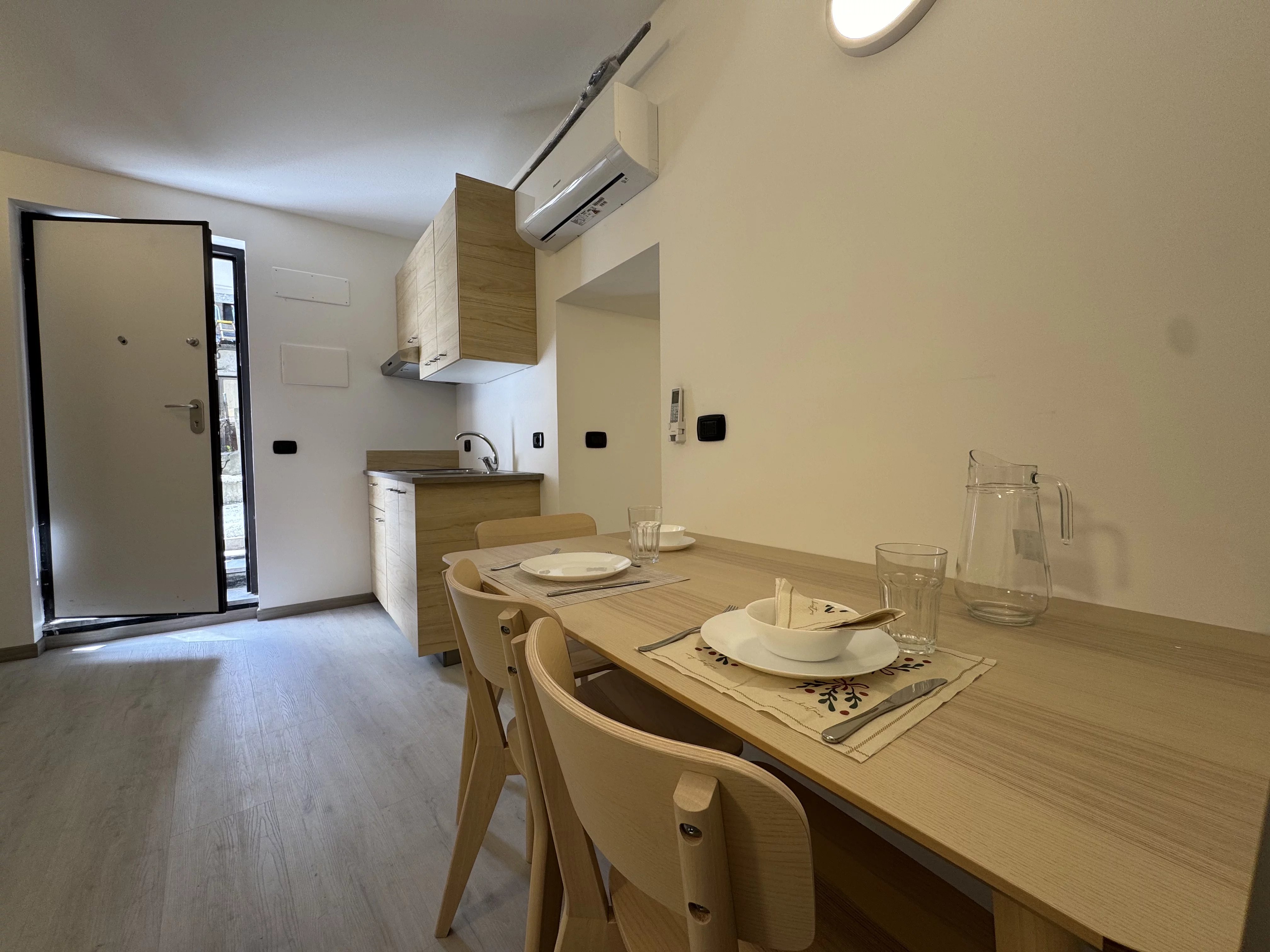 STUDIO APARTMENT RENOVATED IN THE CENTER — photo 3