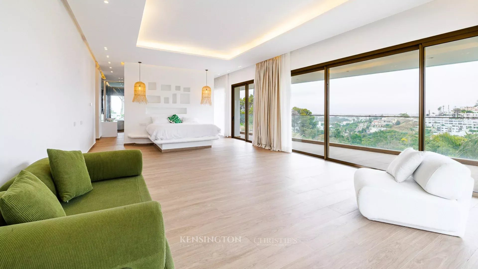 9 Bedroom Villa/Townhouse's Image 38