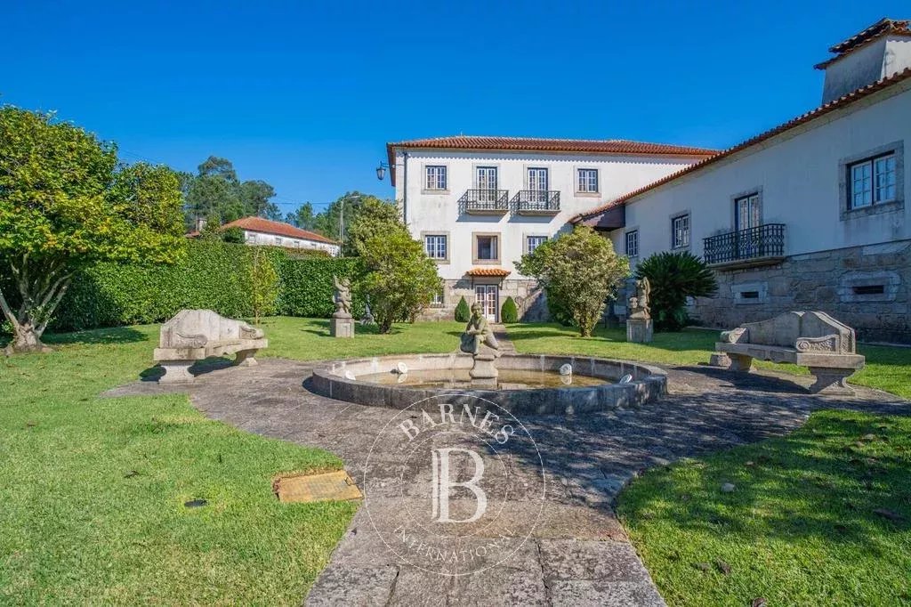 Sur les rives de la rivière Cávado Sur les rives de la rivière Cávado