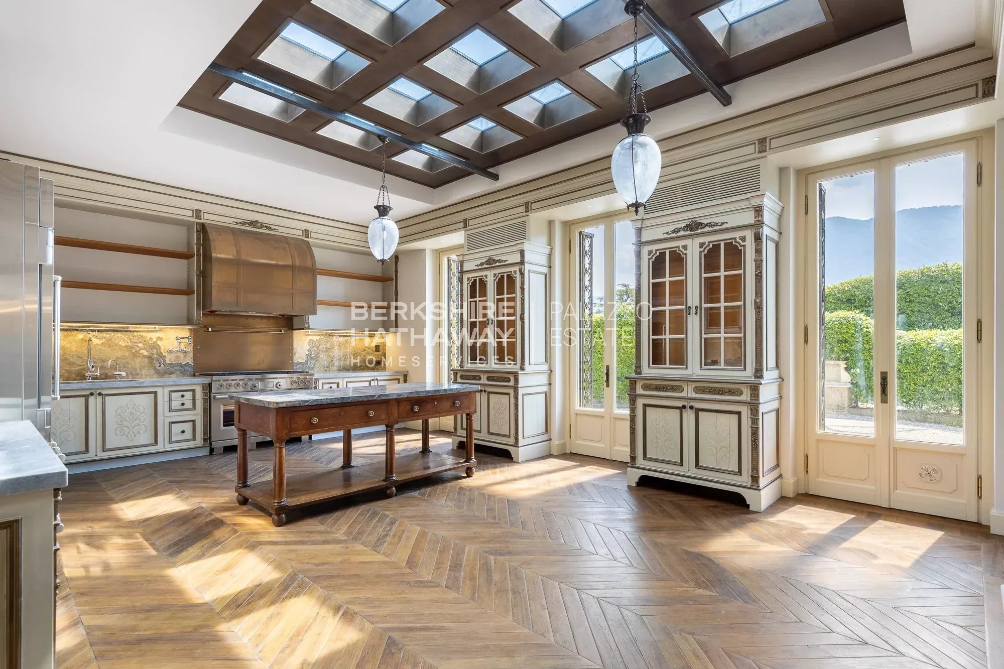 Elegante Dimora Liberty di Rappresentanza con Vista su Villa d’Este a Cernobbio, Lago di Como