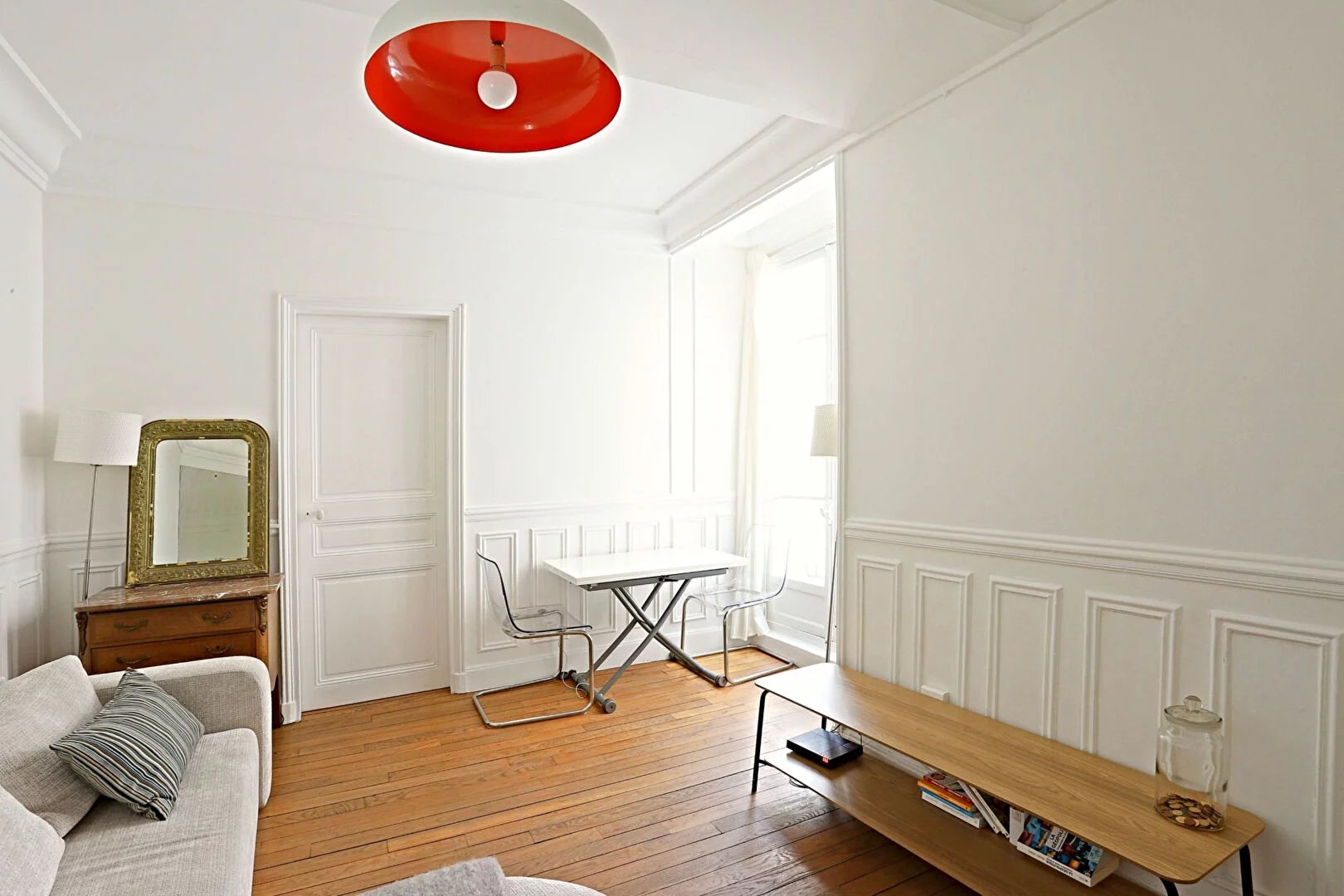 Exclusivité, Paris 7ème appartement 2 pièces 42 m² avec terrasse 3,5m²