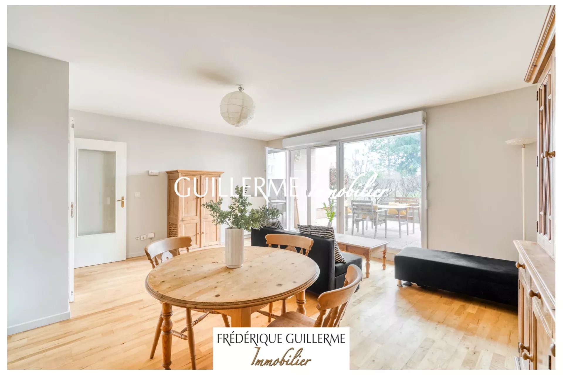 A VENDRE T4 avec terrasse sur jardin au calme loué meublé