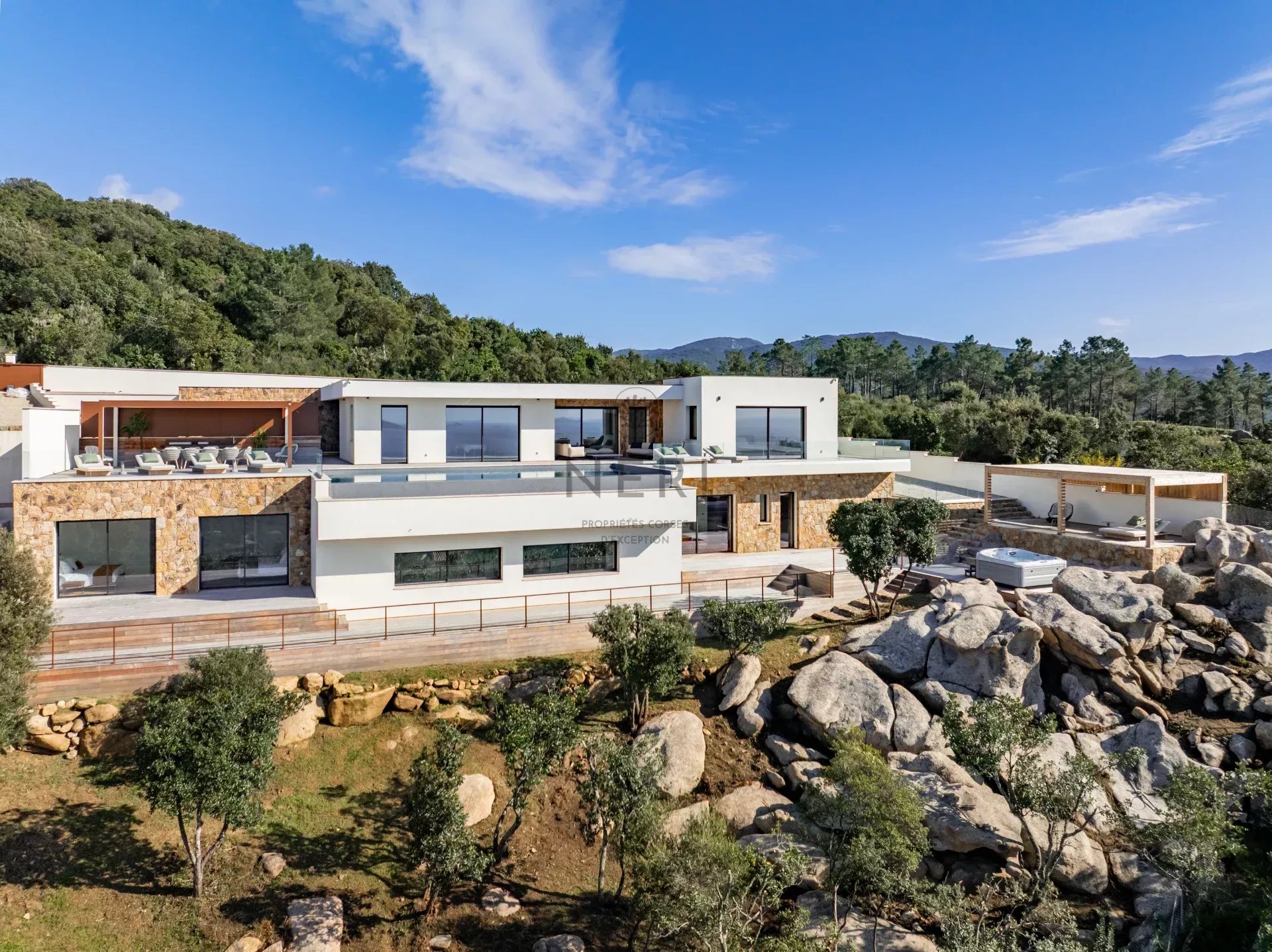 Villa ARIELLE -  Vue mer panoramique, 5 chambres, piscine, jacuzzi