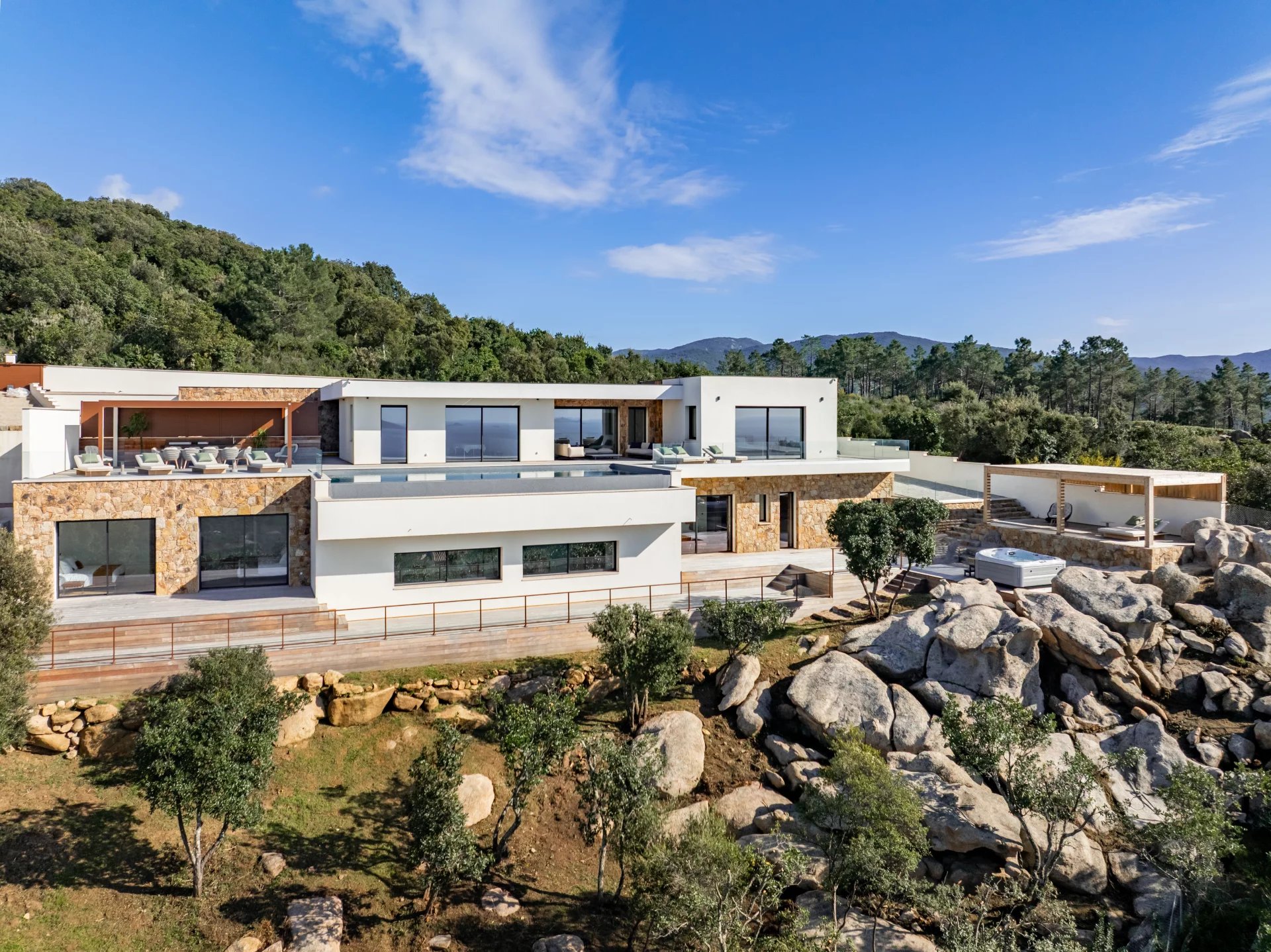 Villa ARIELLE -  Vue mer panoramique, 5 chambres, piscine, jacuzzi