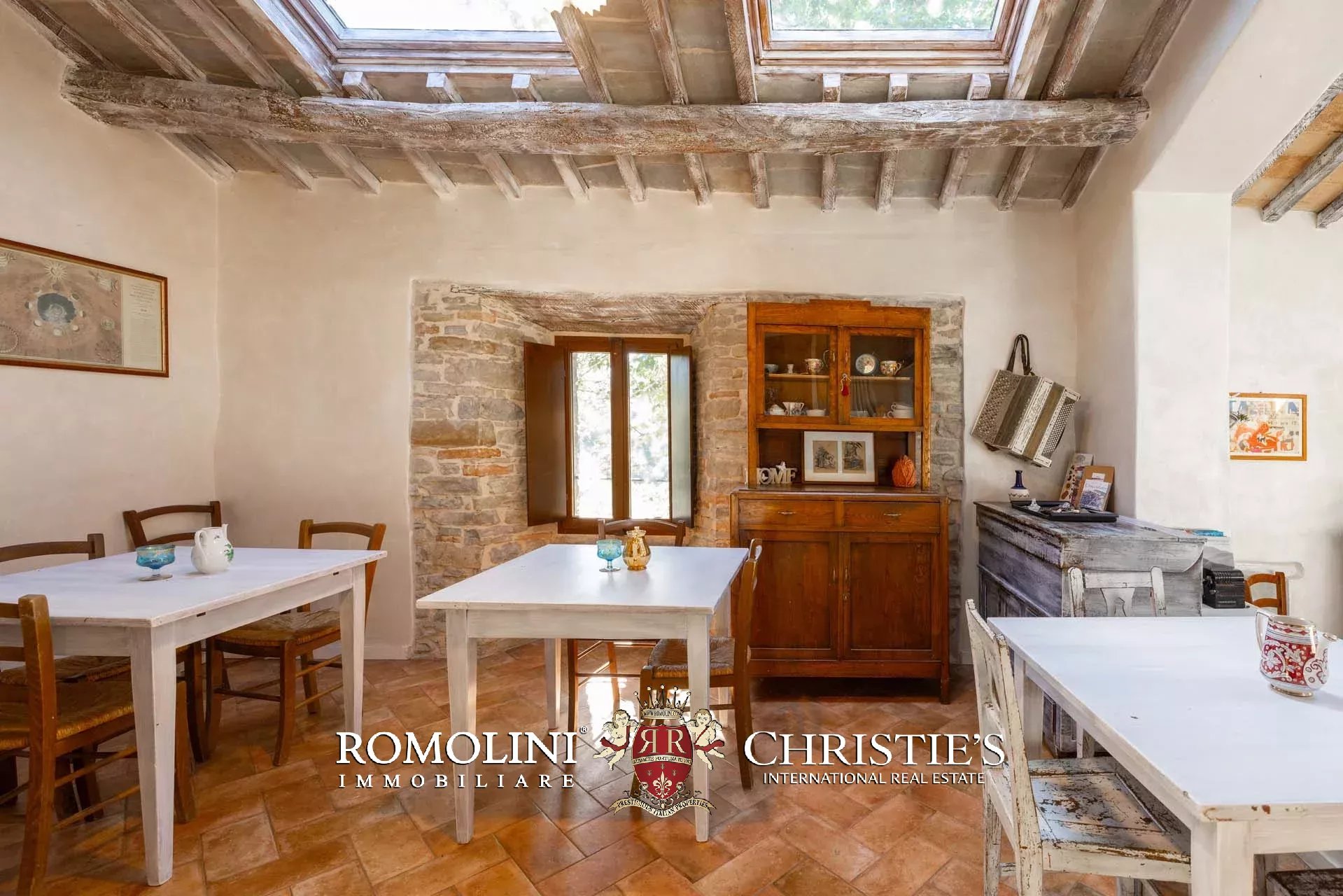 10 Bedroom Chateau's Image 68