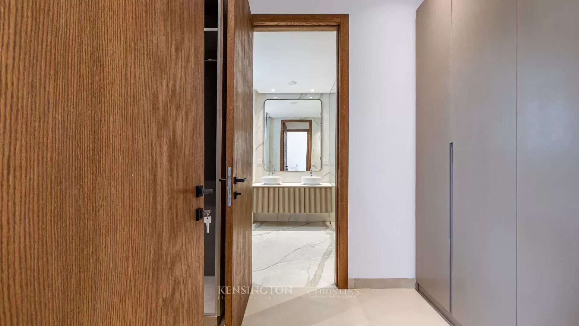 4 Bedroom Villa/Townhouse's Image 26