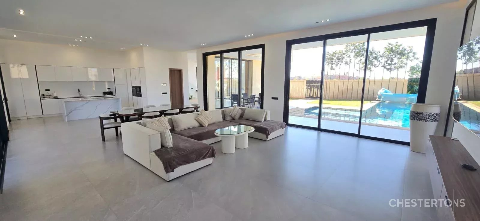 Image of Villa - 5 Bedrooms for Sale in Marrakech-Ménara-Marrakech-Morocco, Image 5