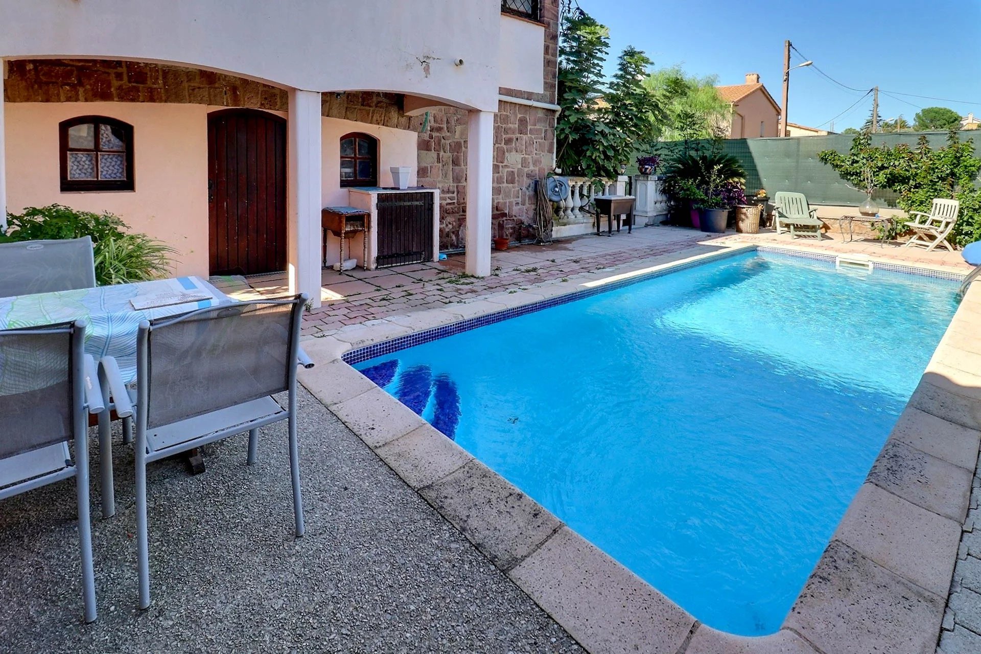 Village house with pool and two apartments - Roquebrune-sur-Argens