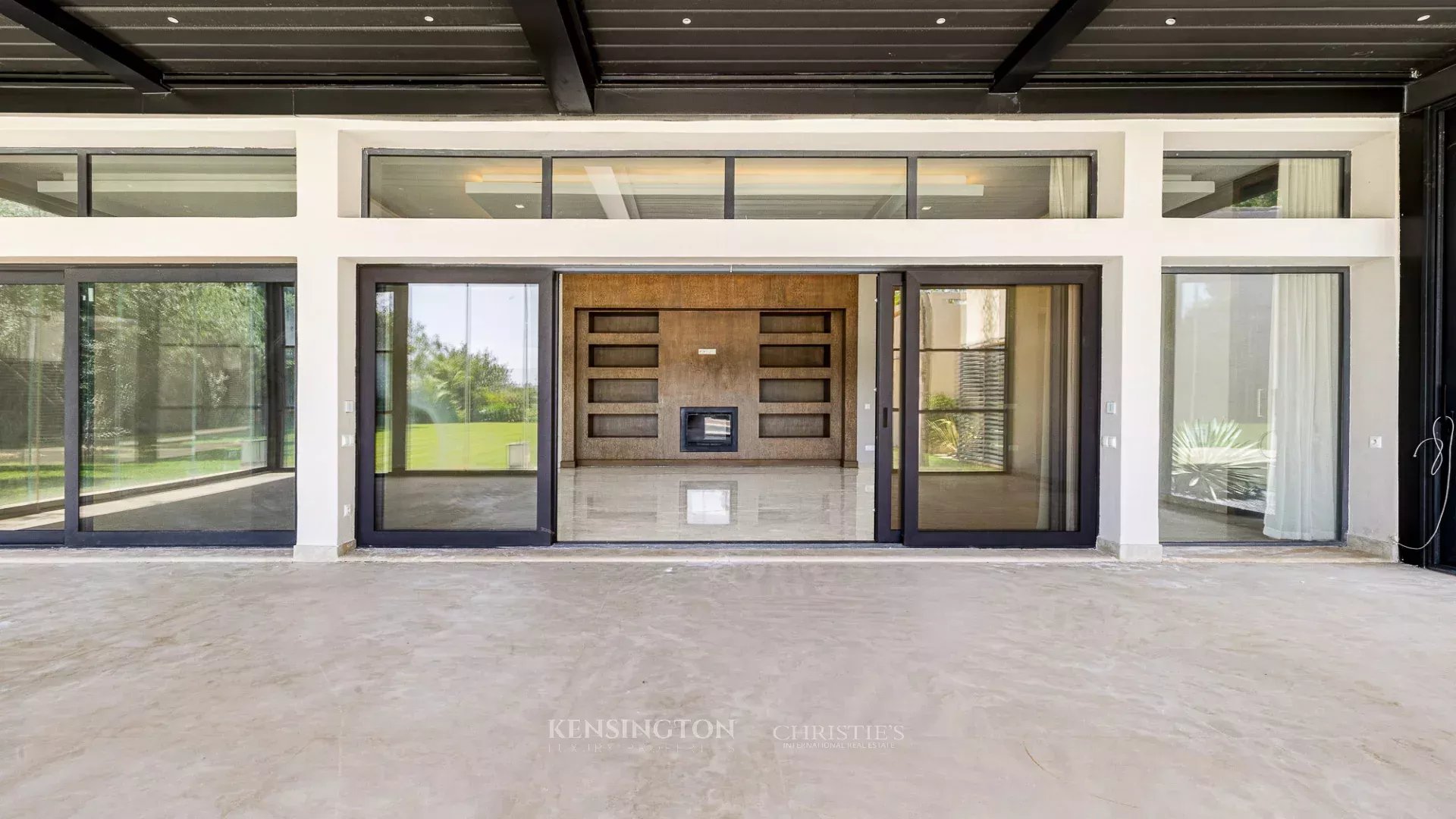 4 Bedroom Villa/Townhouse's Image 9