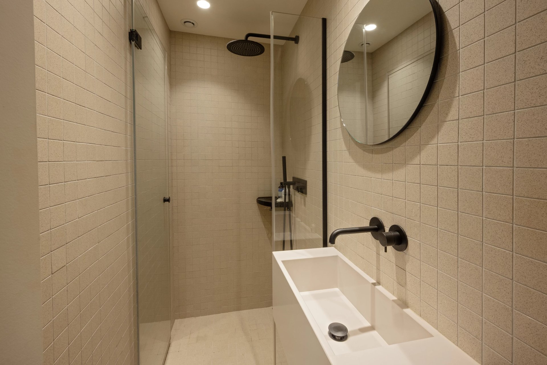 2 Bedroom Apartment/Flat's Image 8