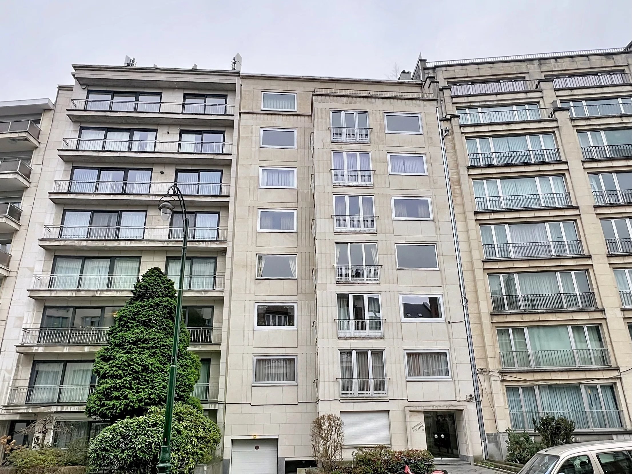 Bois de la Cambre - Beautiful 4-bedroom apartment, terrace and parking space