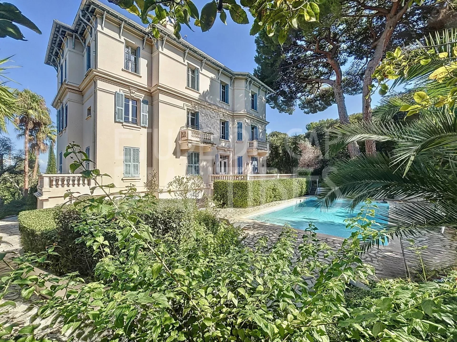 Apartment for sell - Cap d'Antibes - Sea views