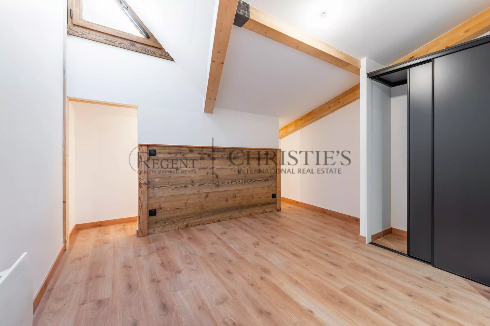 Apartment/Flat's Image 3