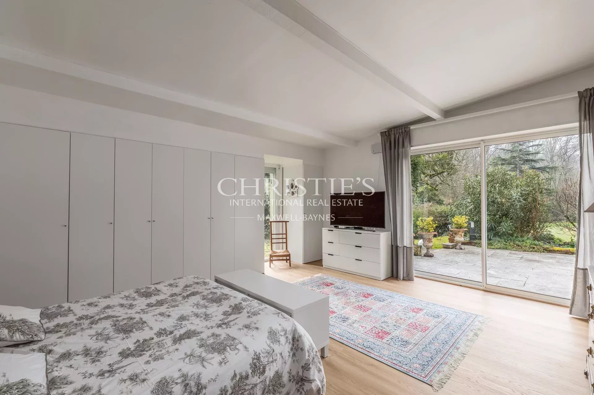 5 Bedroom Villa/Townhouse's Image 20