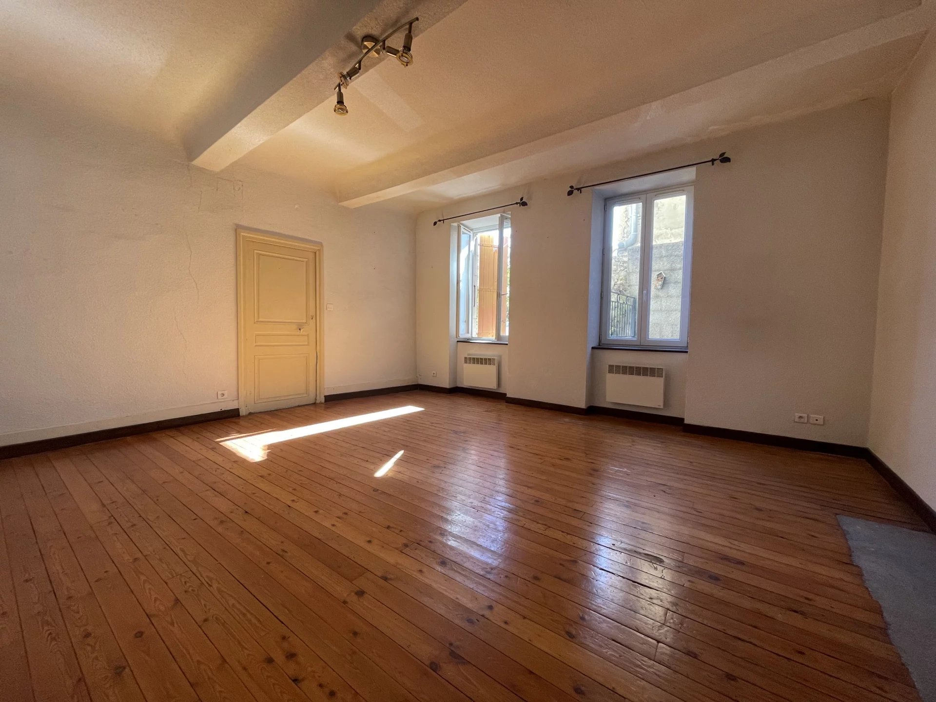 Location Appartement Rochemaure